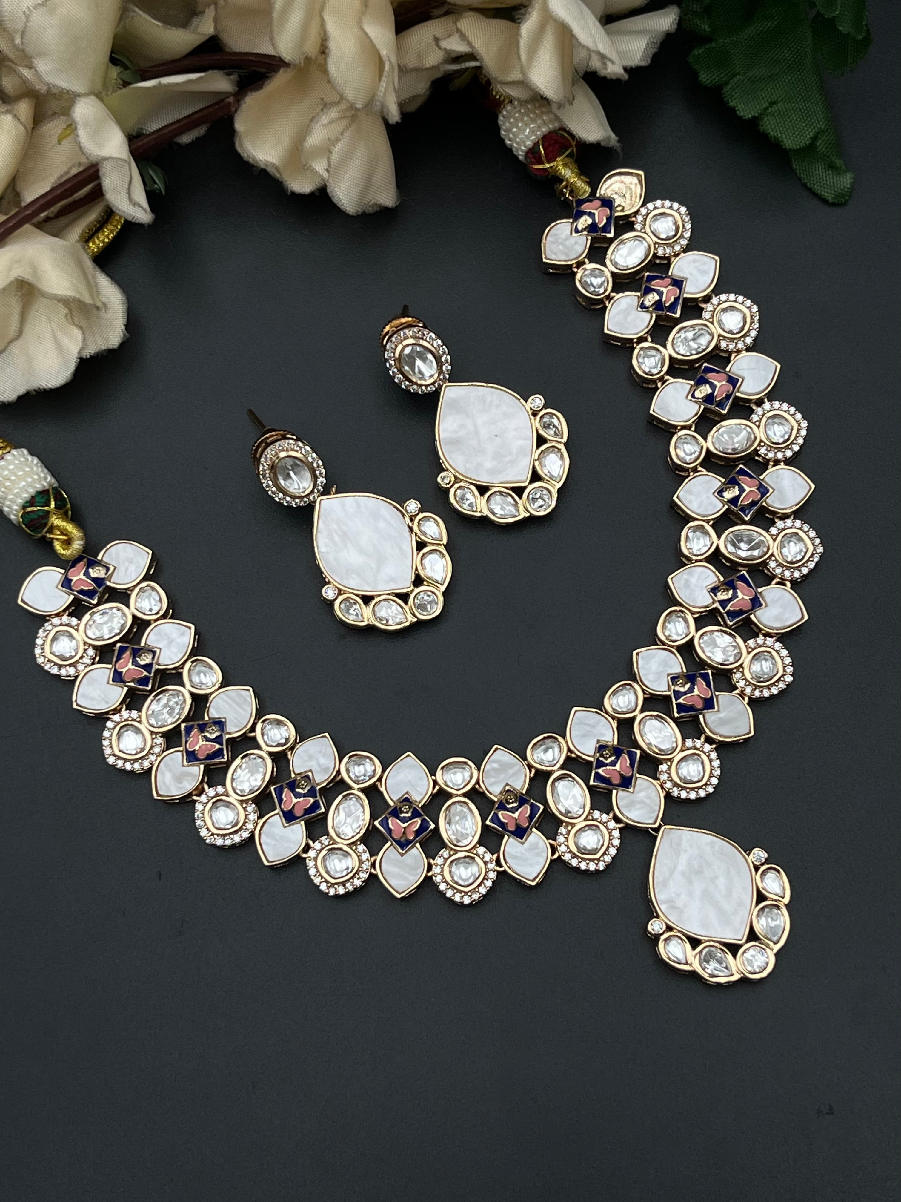 ASAMA NECKLACE