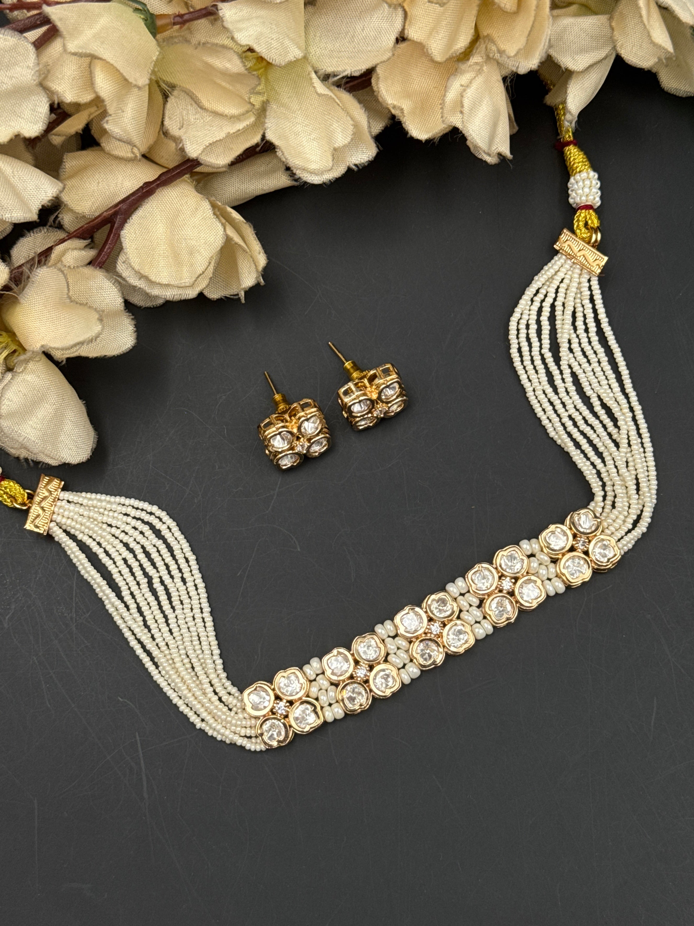 AYRA NECKLACE