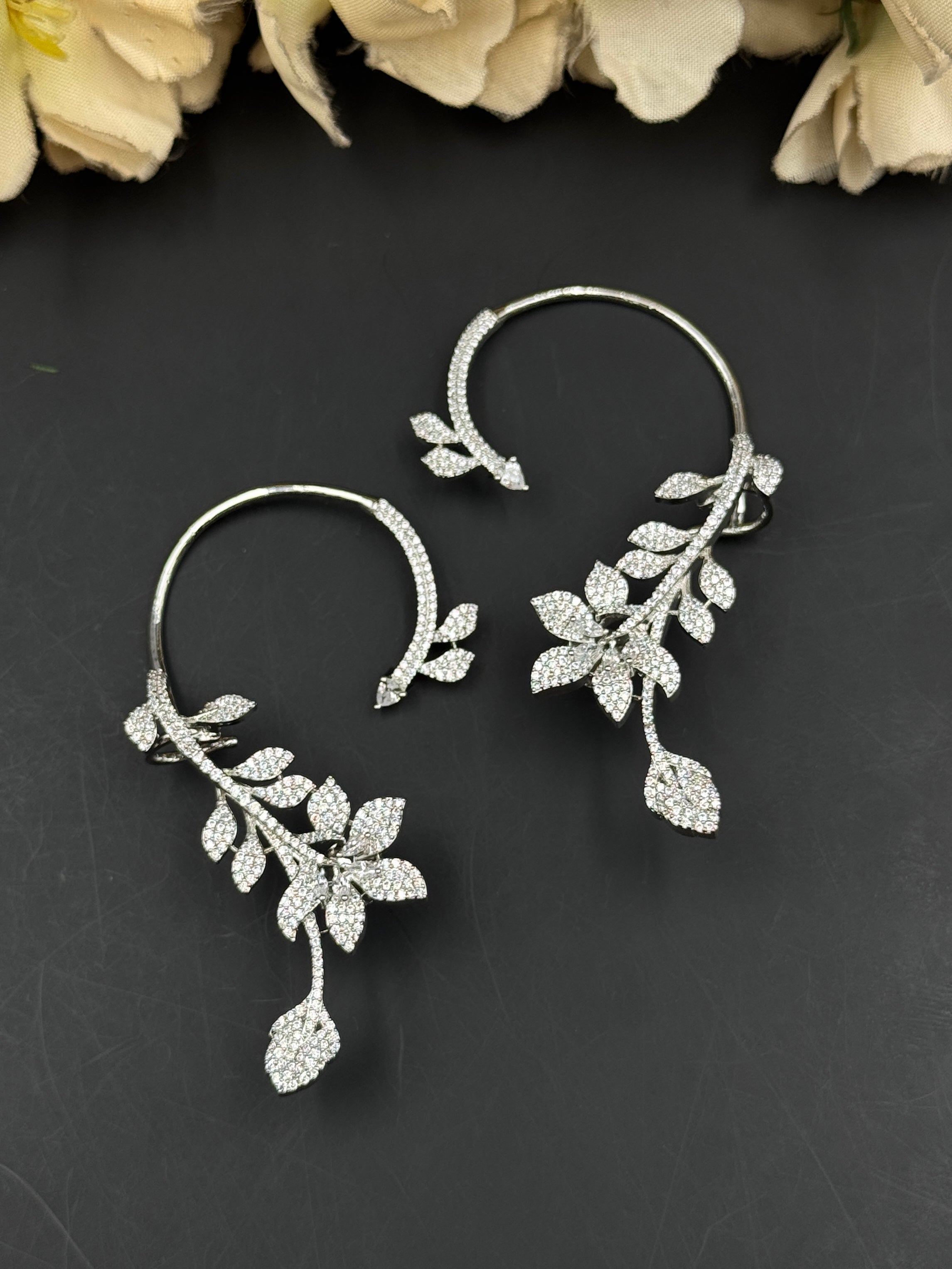 SALMA EARRING