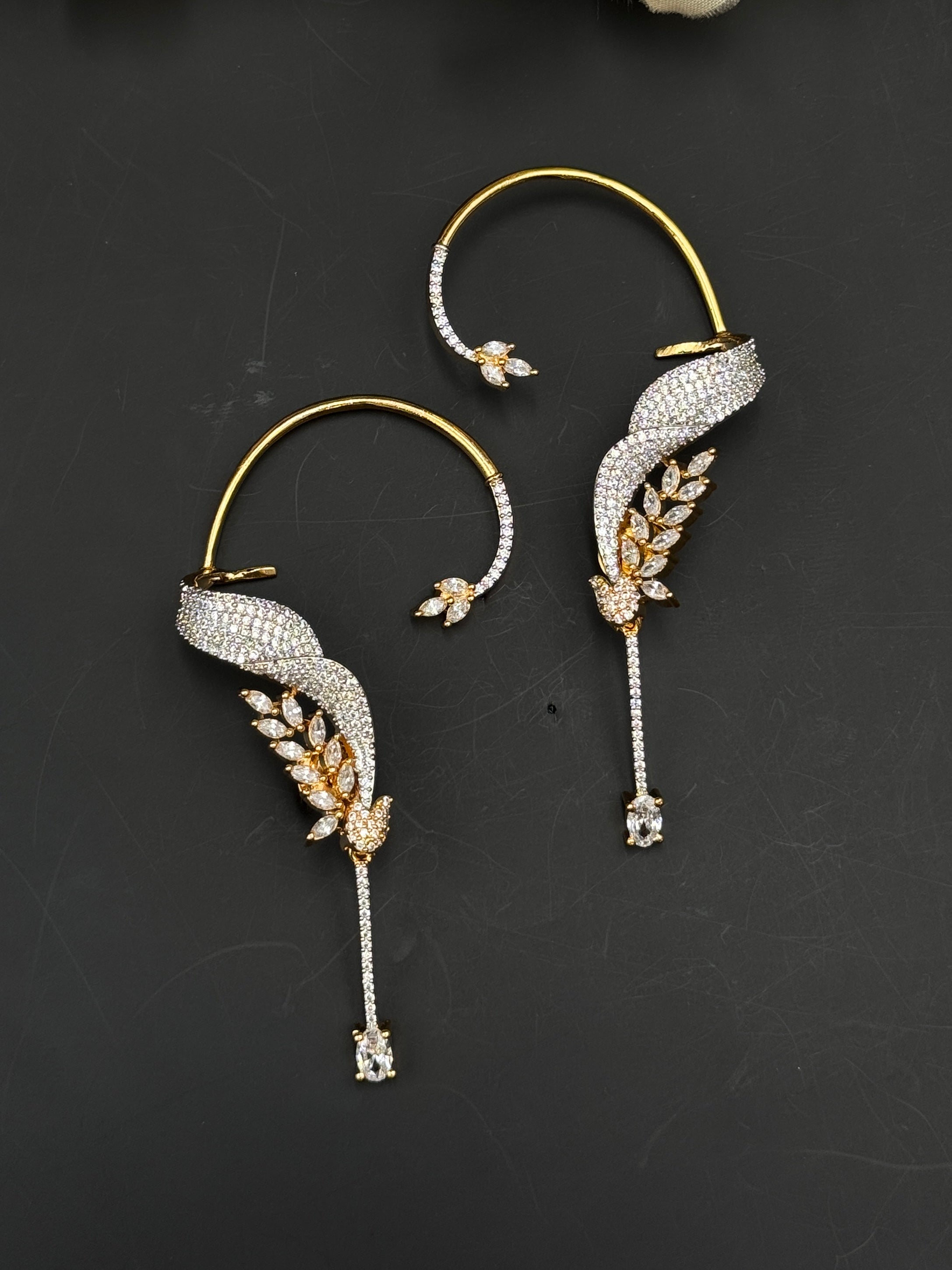 ZOE EARRING