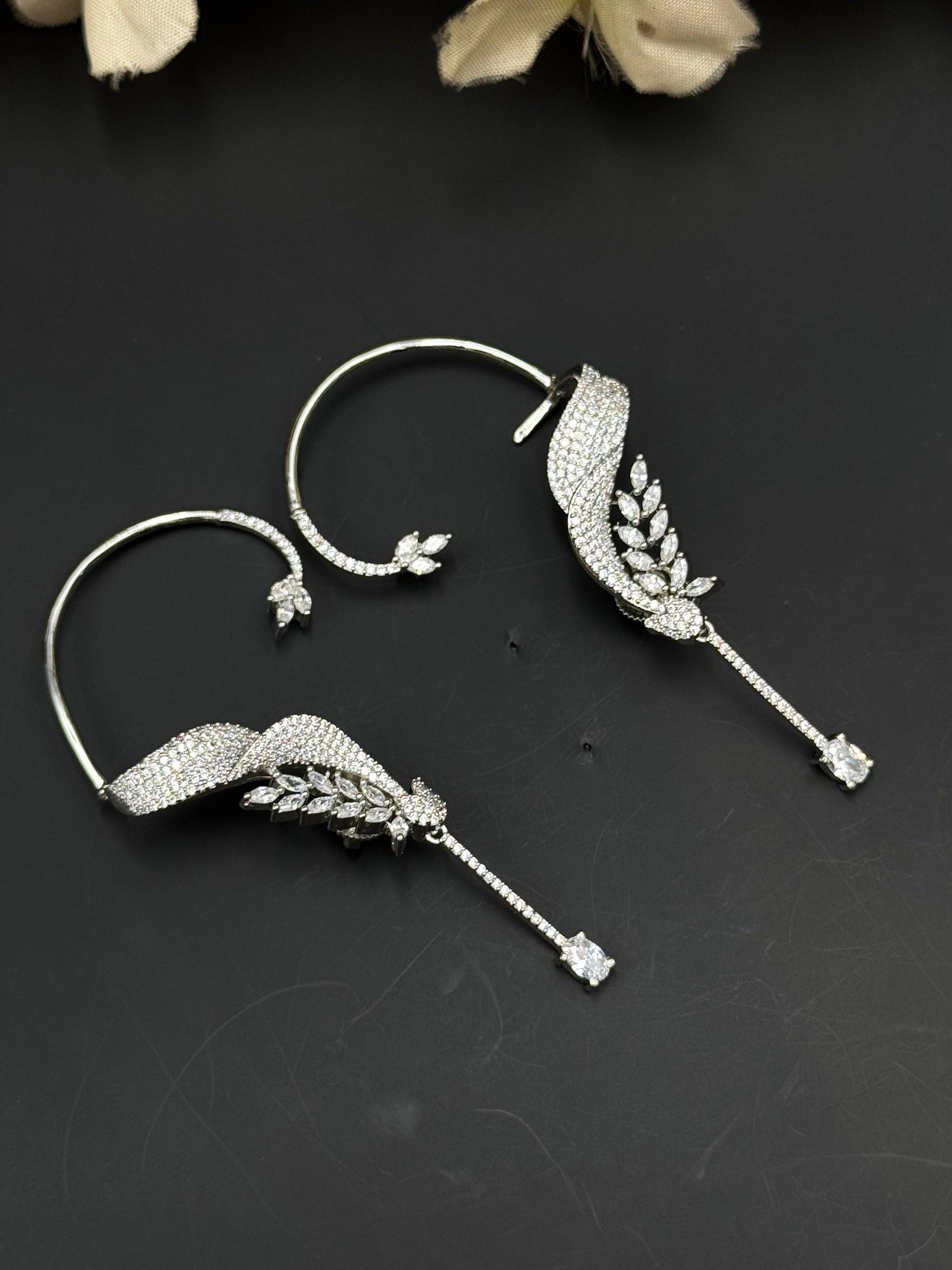 ZOE EARRING