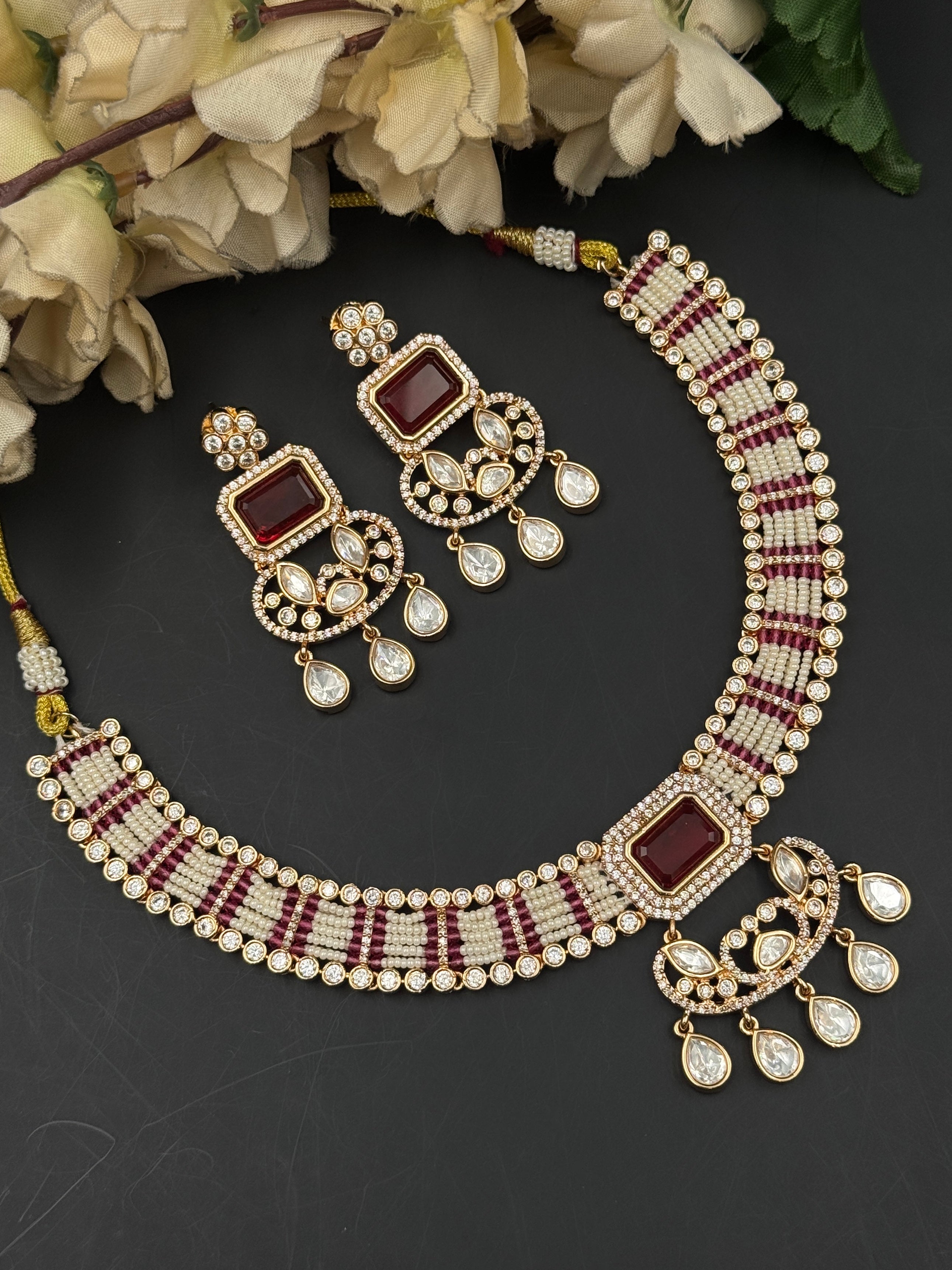ISLA NECKLACE