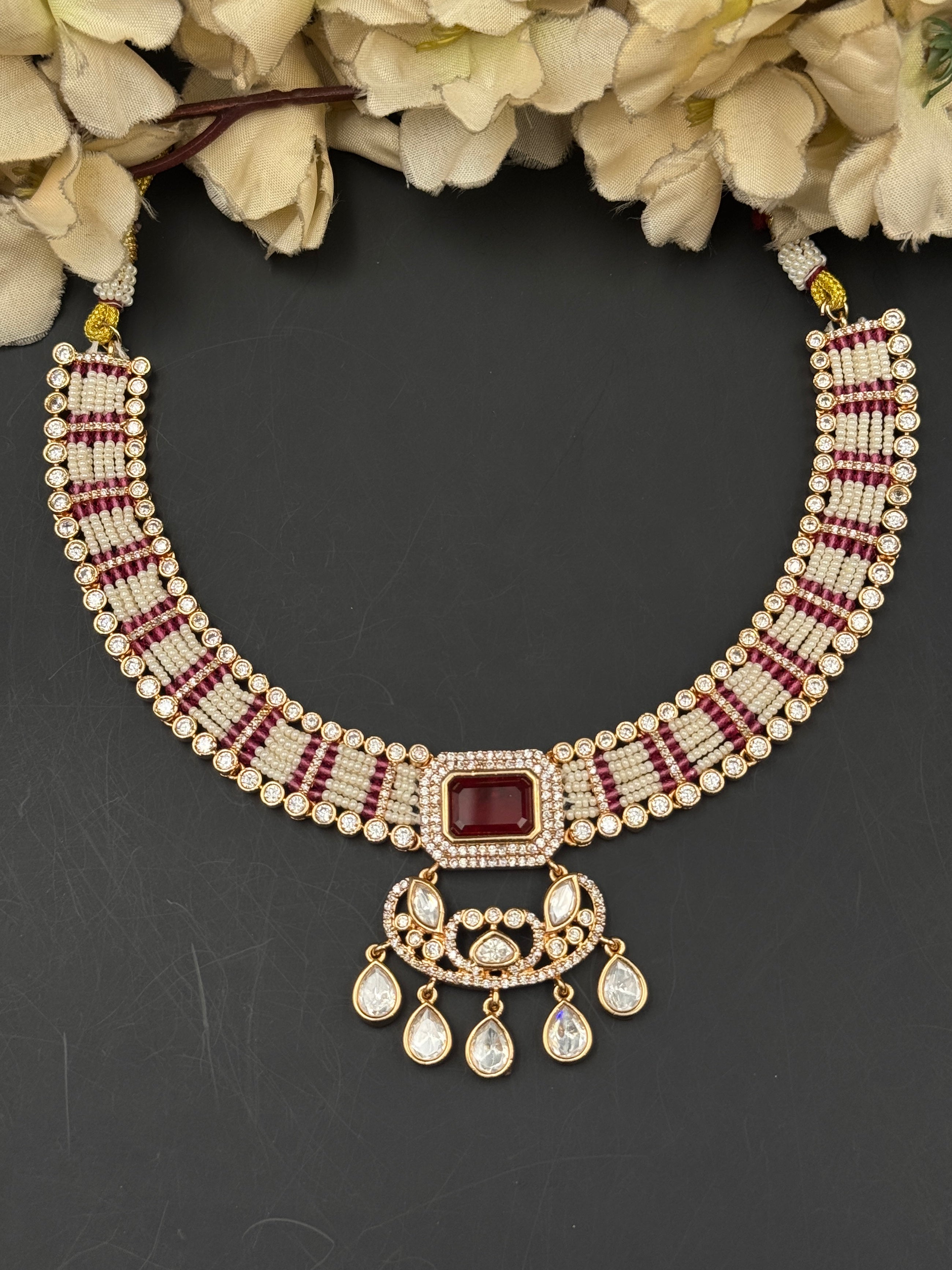 ISLA NECKLACE