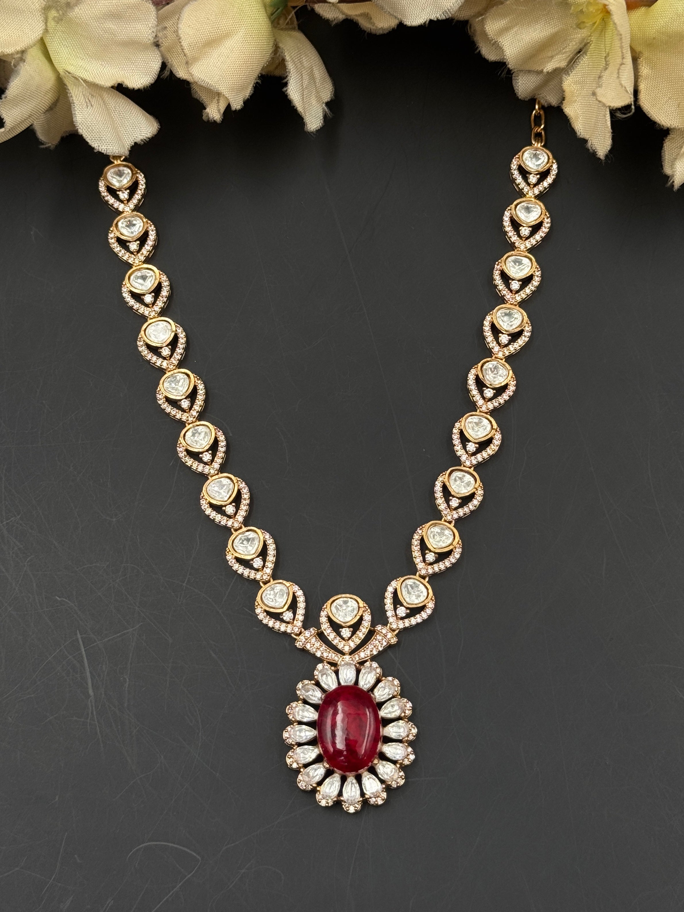 FREYA NECKLACE