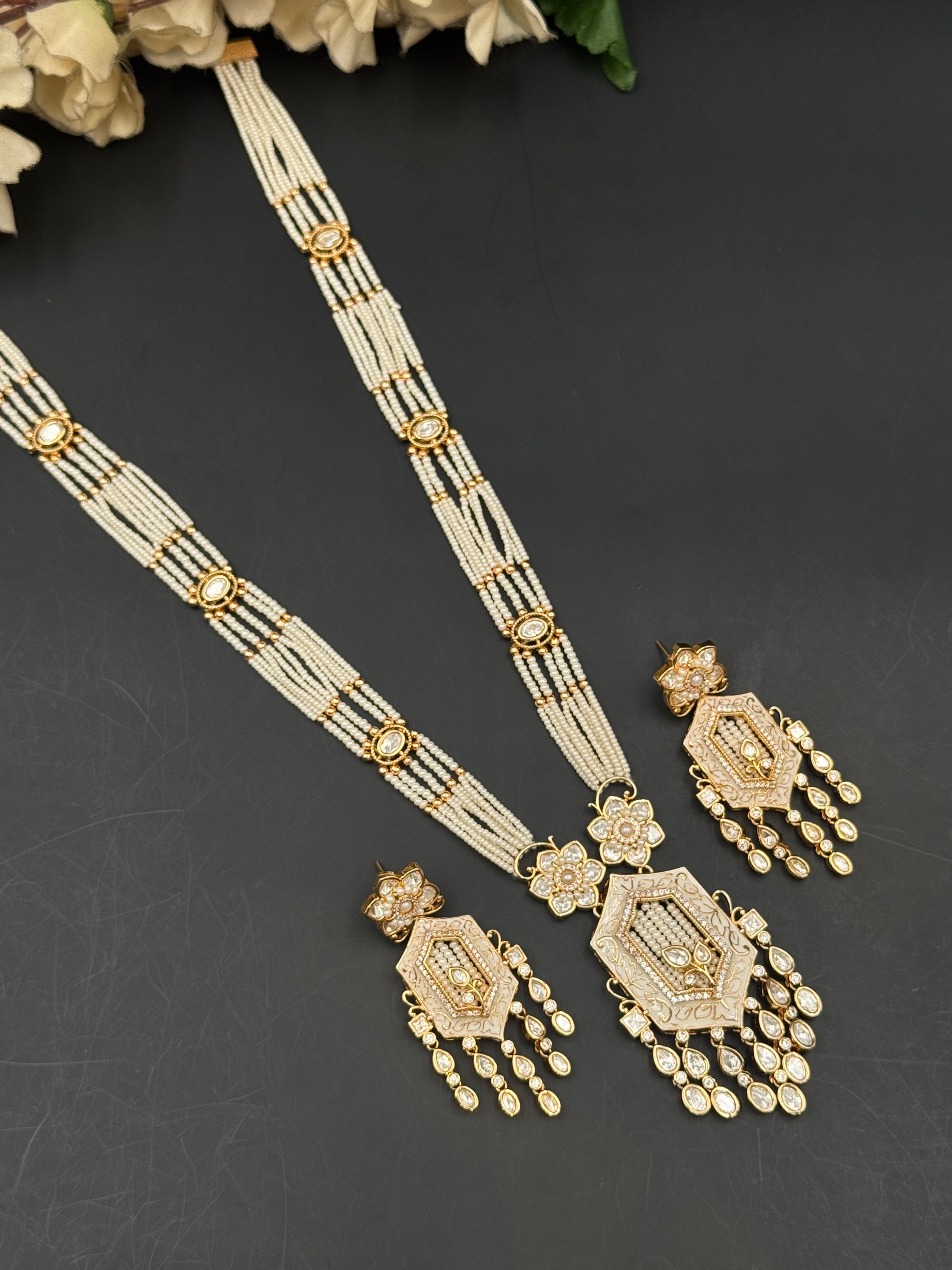 IQRA NECKLACE