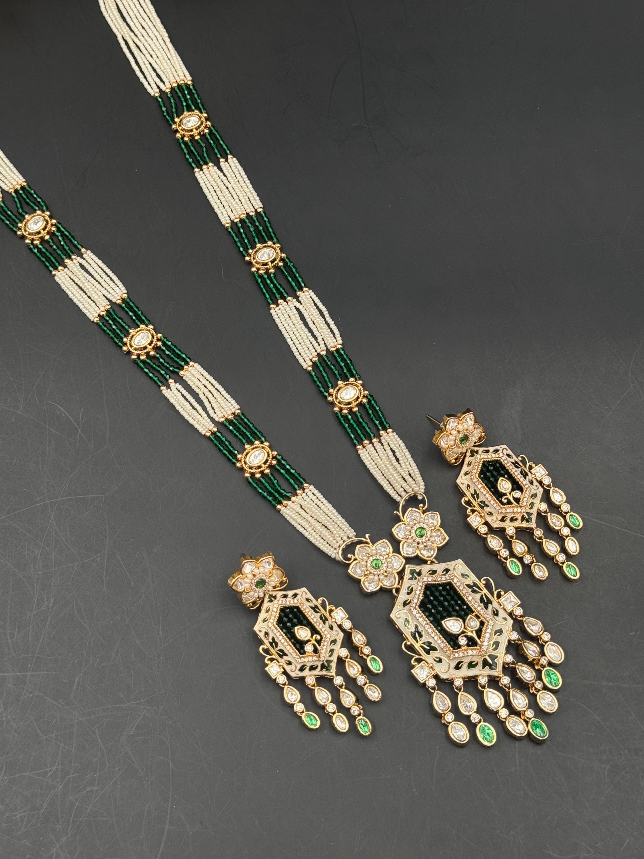 IQRA NECKLACE