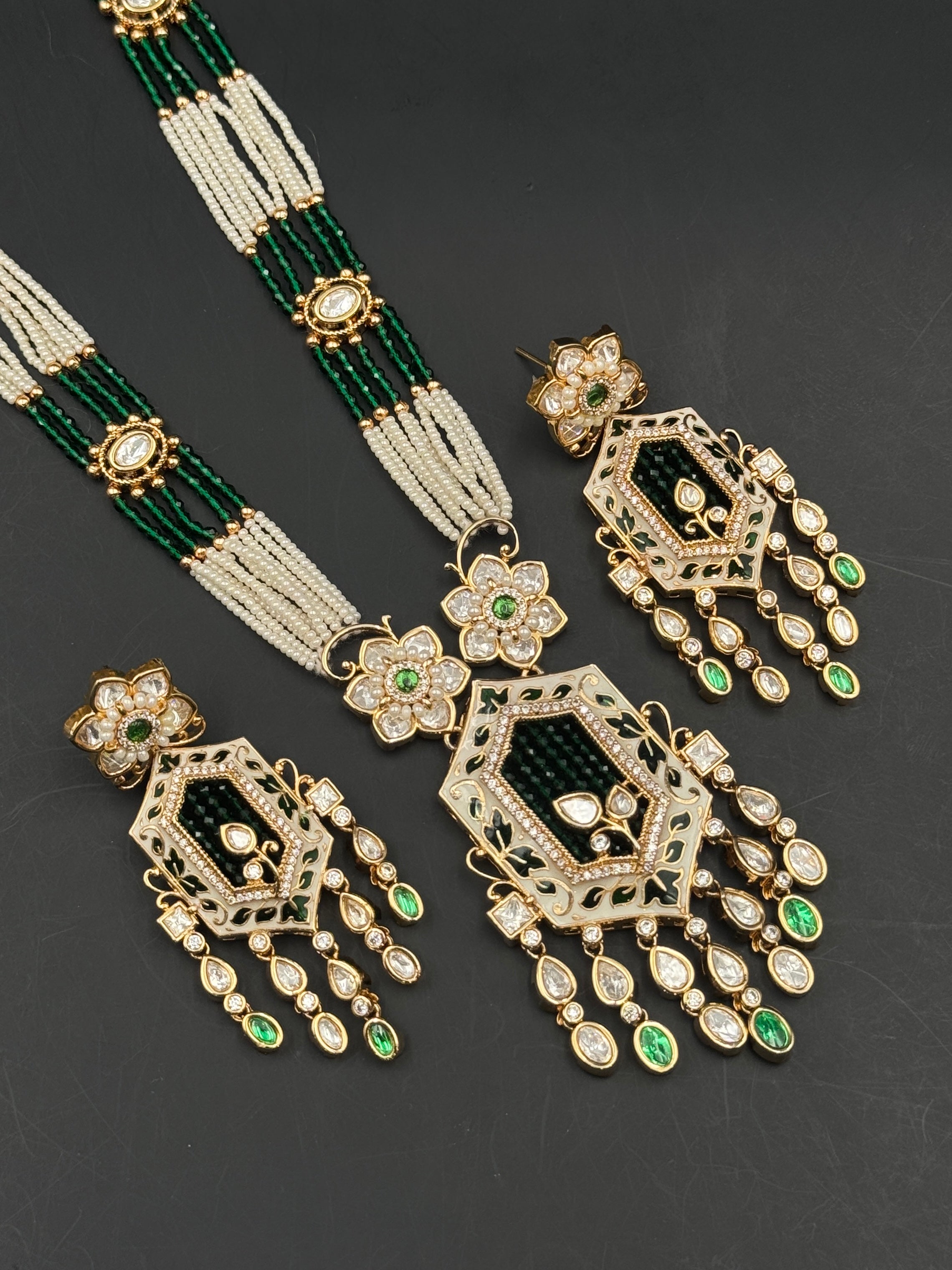 IQRA NECKLACE