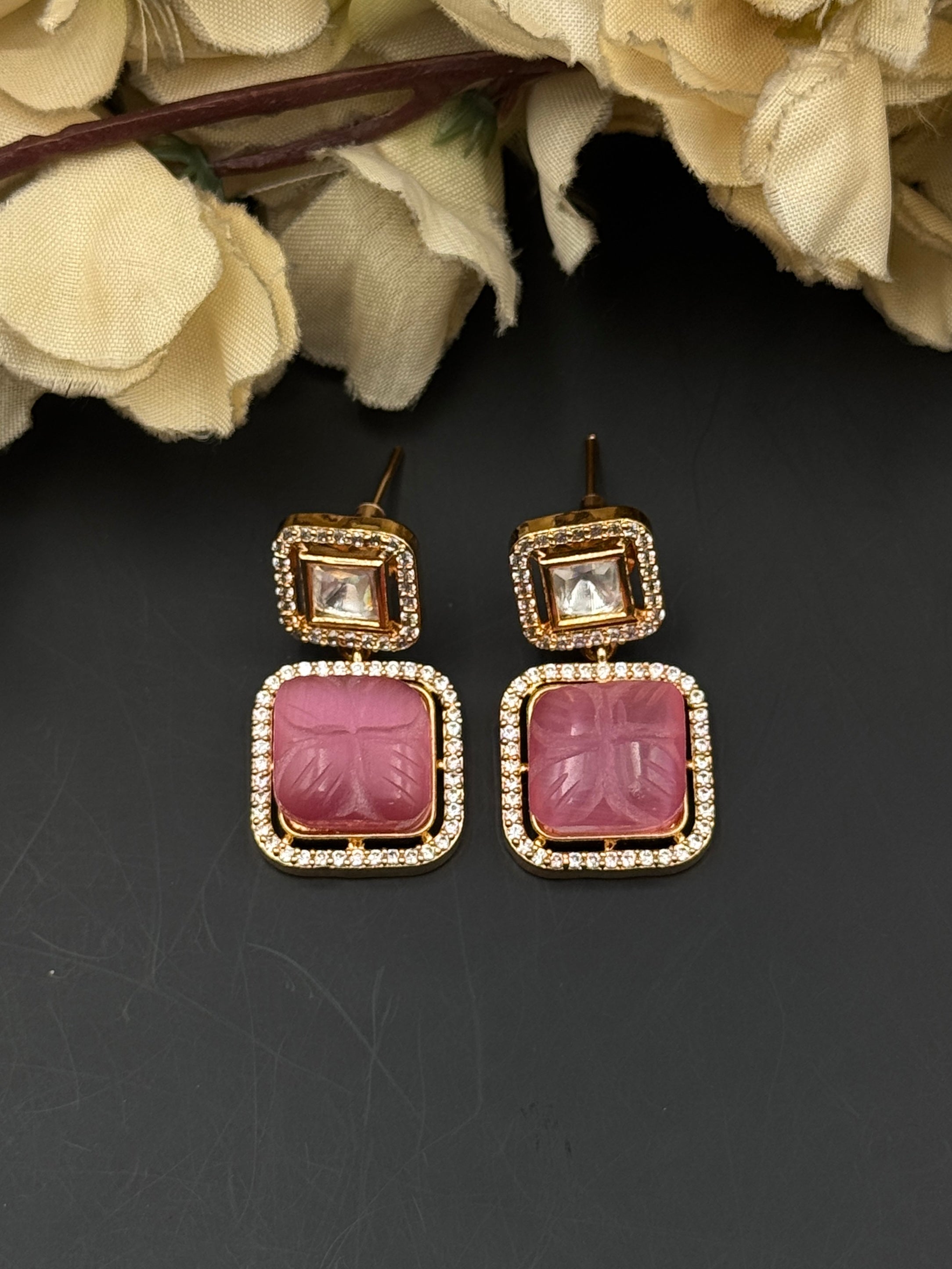 ZOHRA NECKLACE