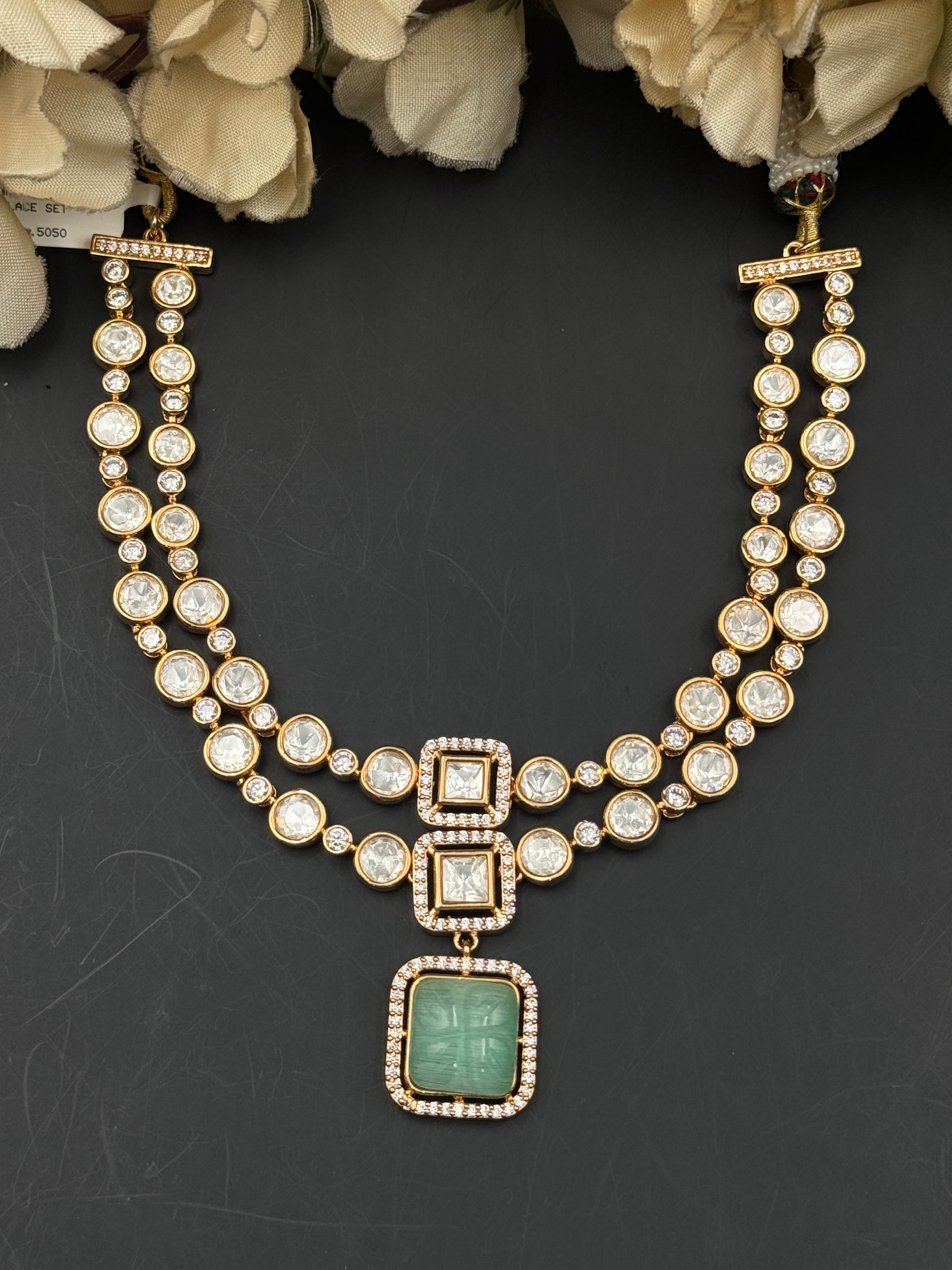 ZOHRA NECKLACE