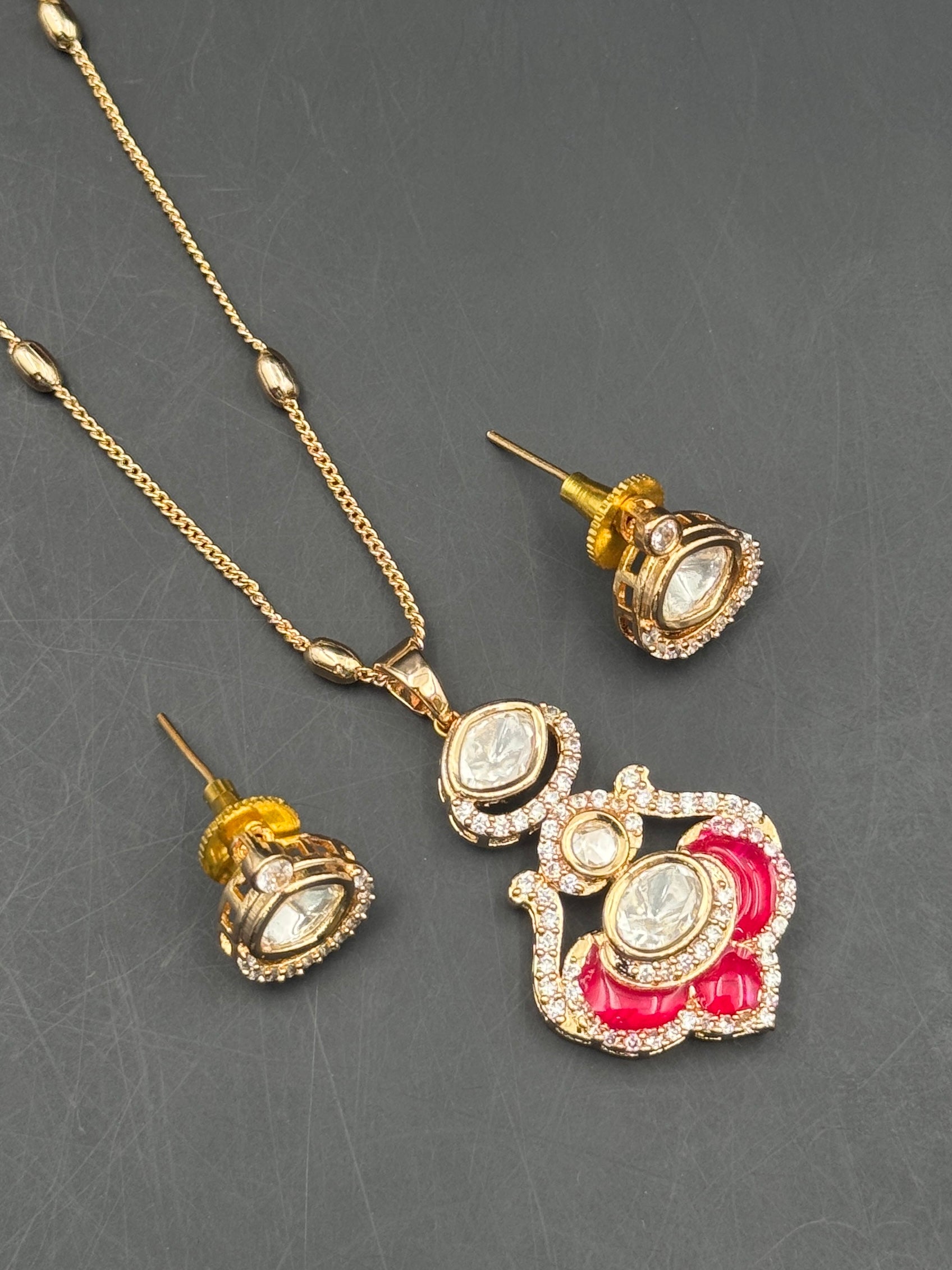 KAJAL PENDANT