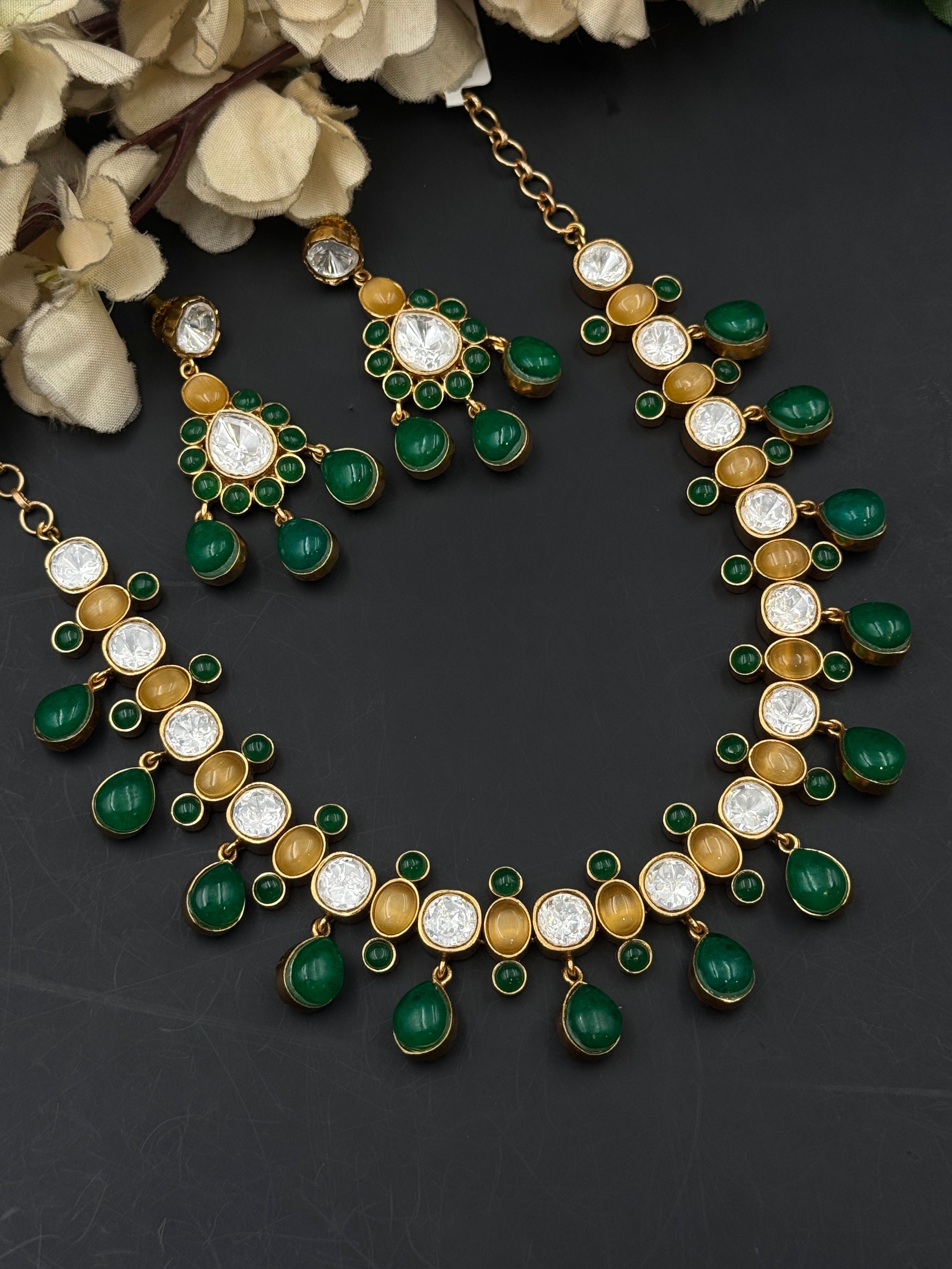 IFRA NECKLACE