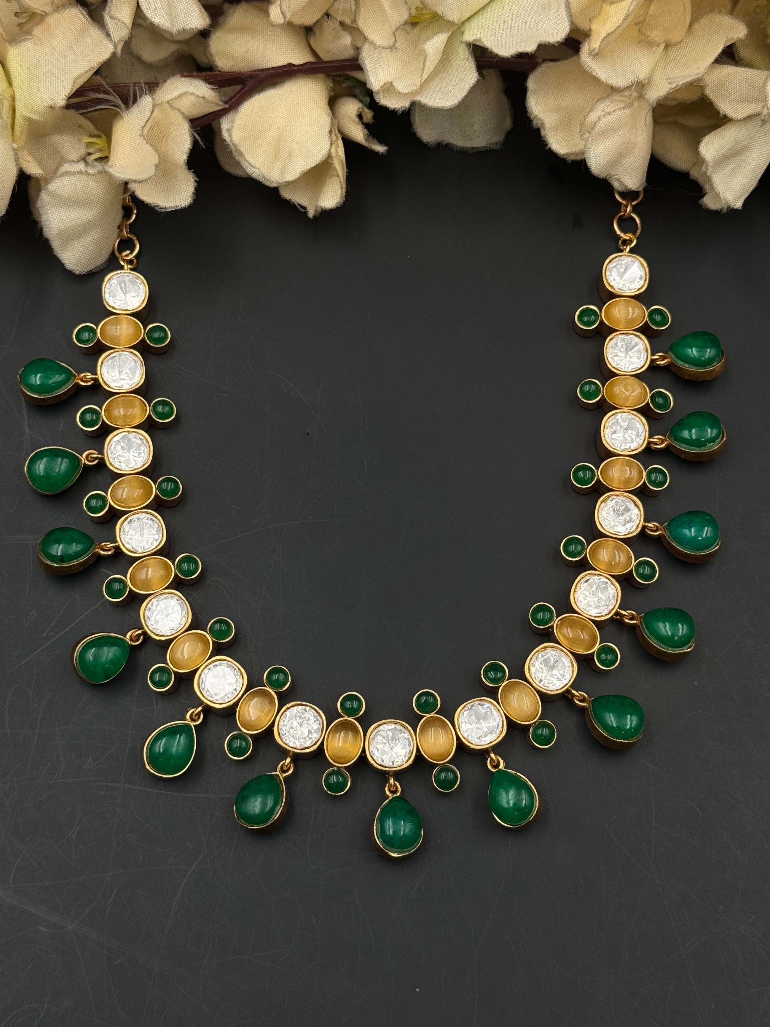 IFRA NECKLACE