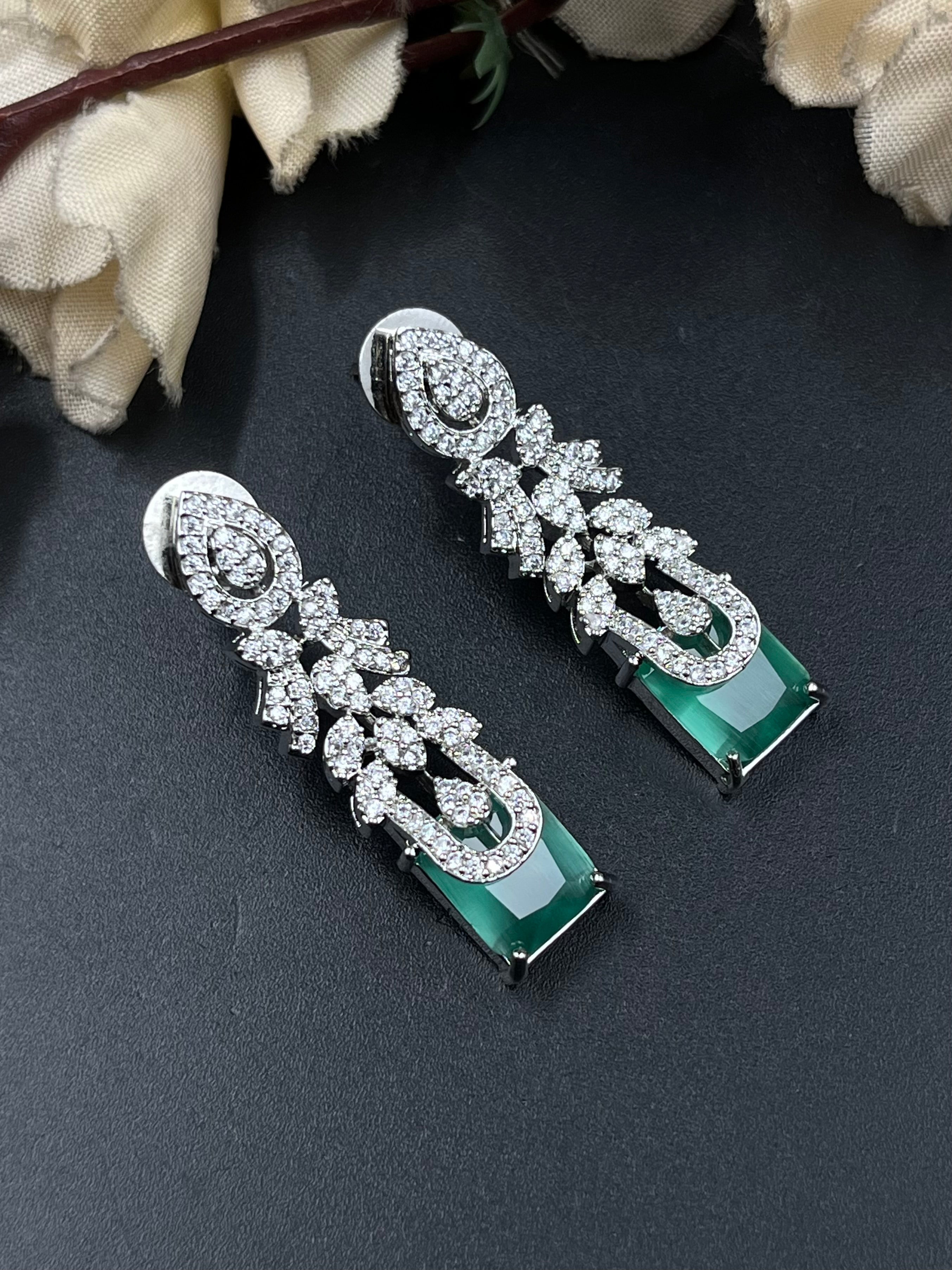 IQRA NECKLACE