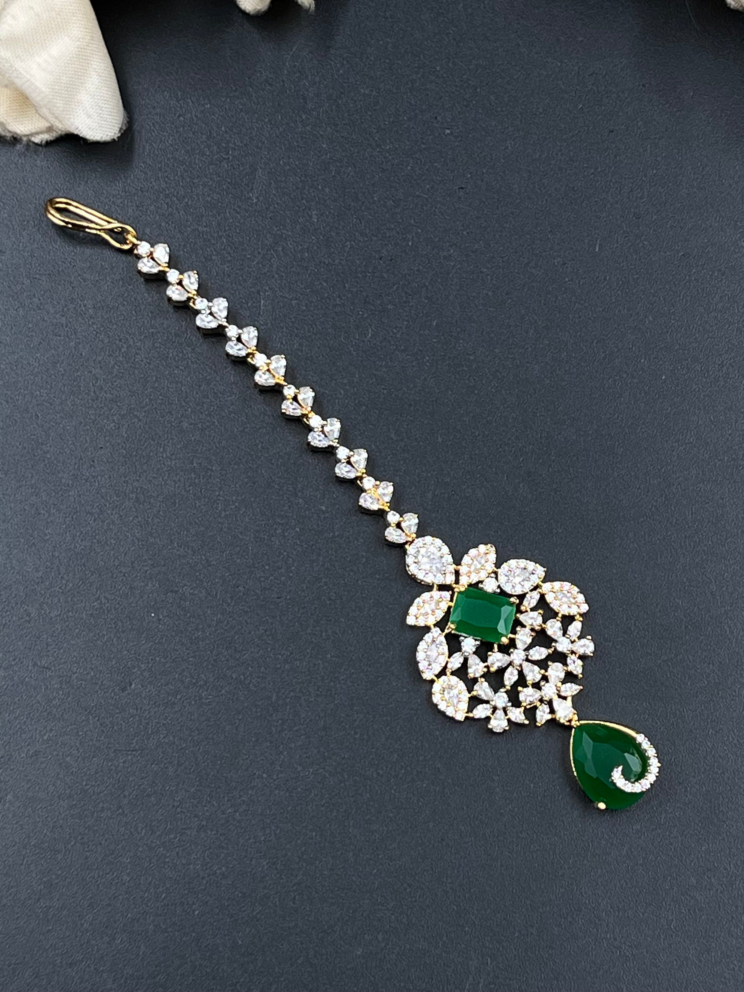 NAIDA NECKLACE