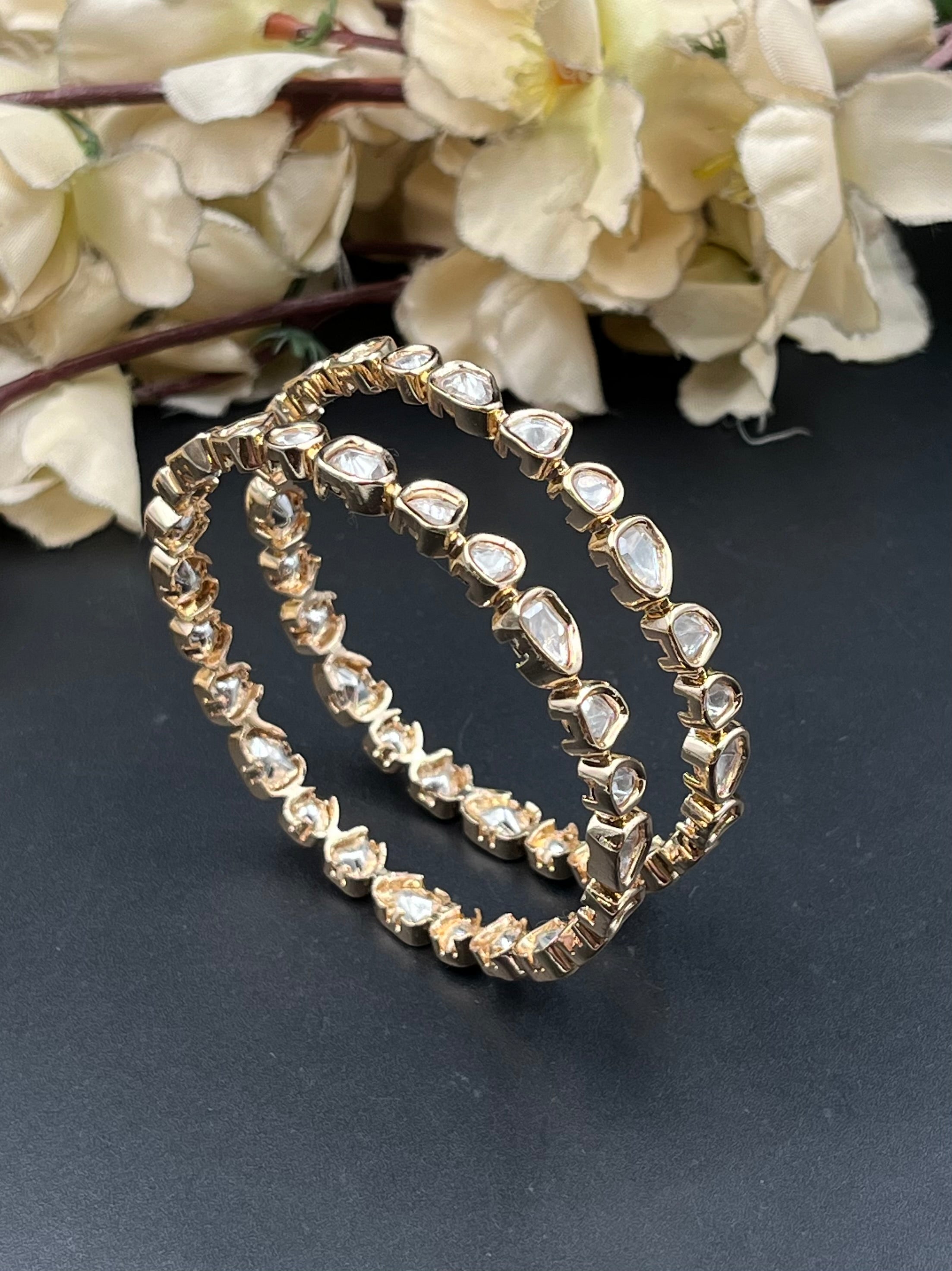 AVNI BANGLES