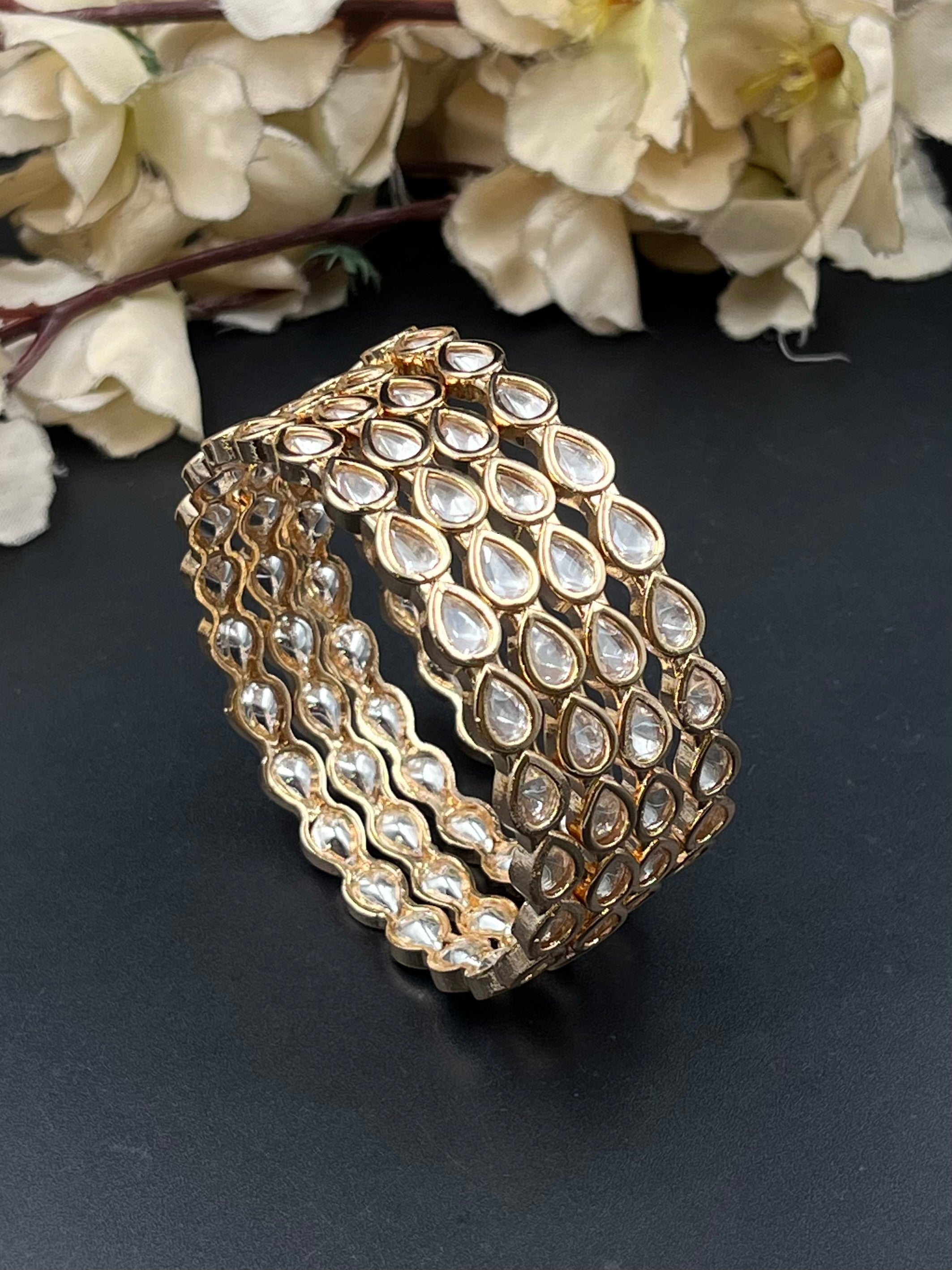NAIYA BANGLES