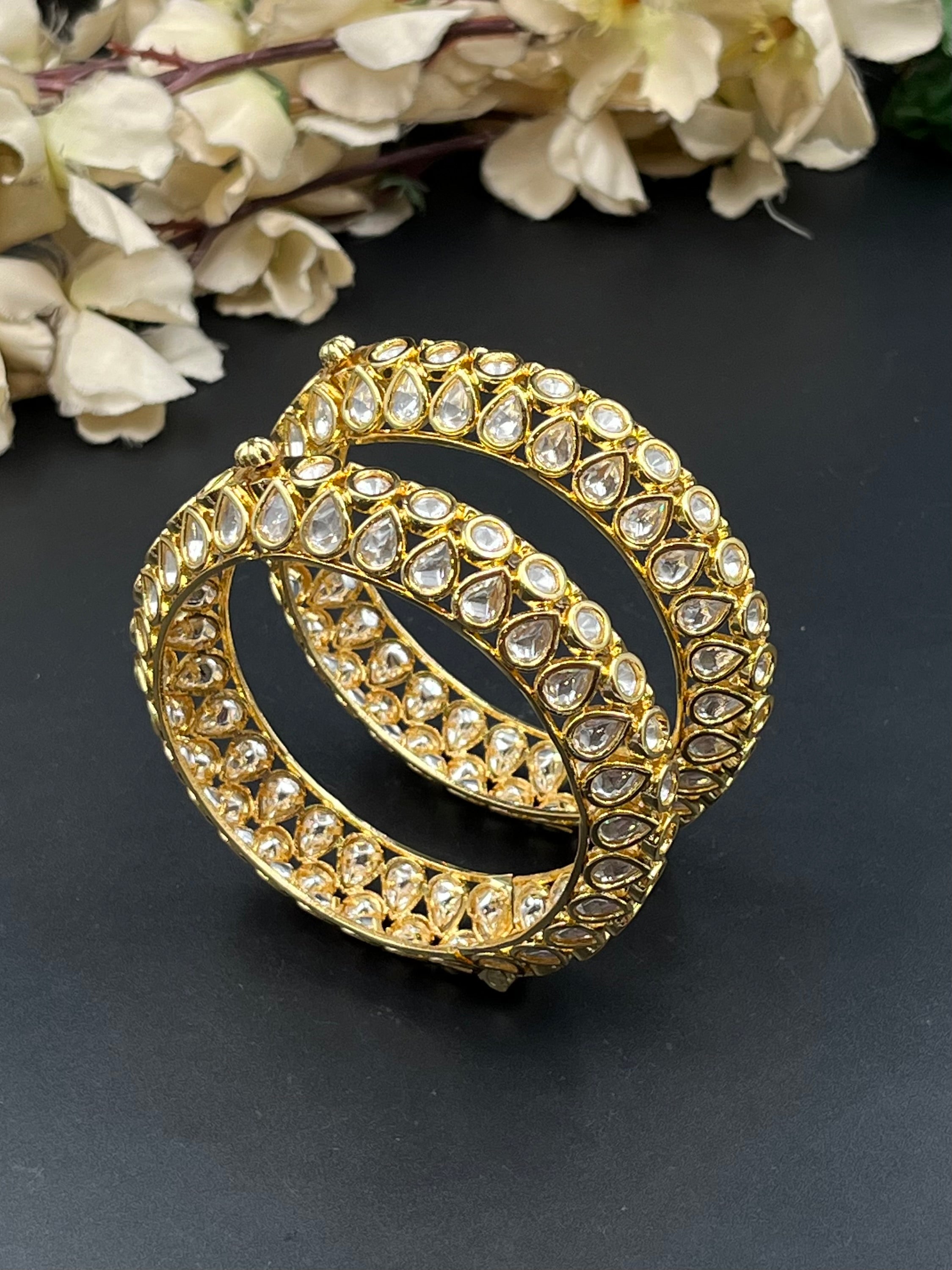 LAIRA BANGLES
