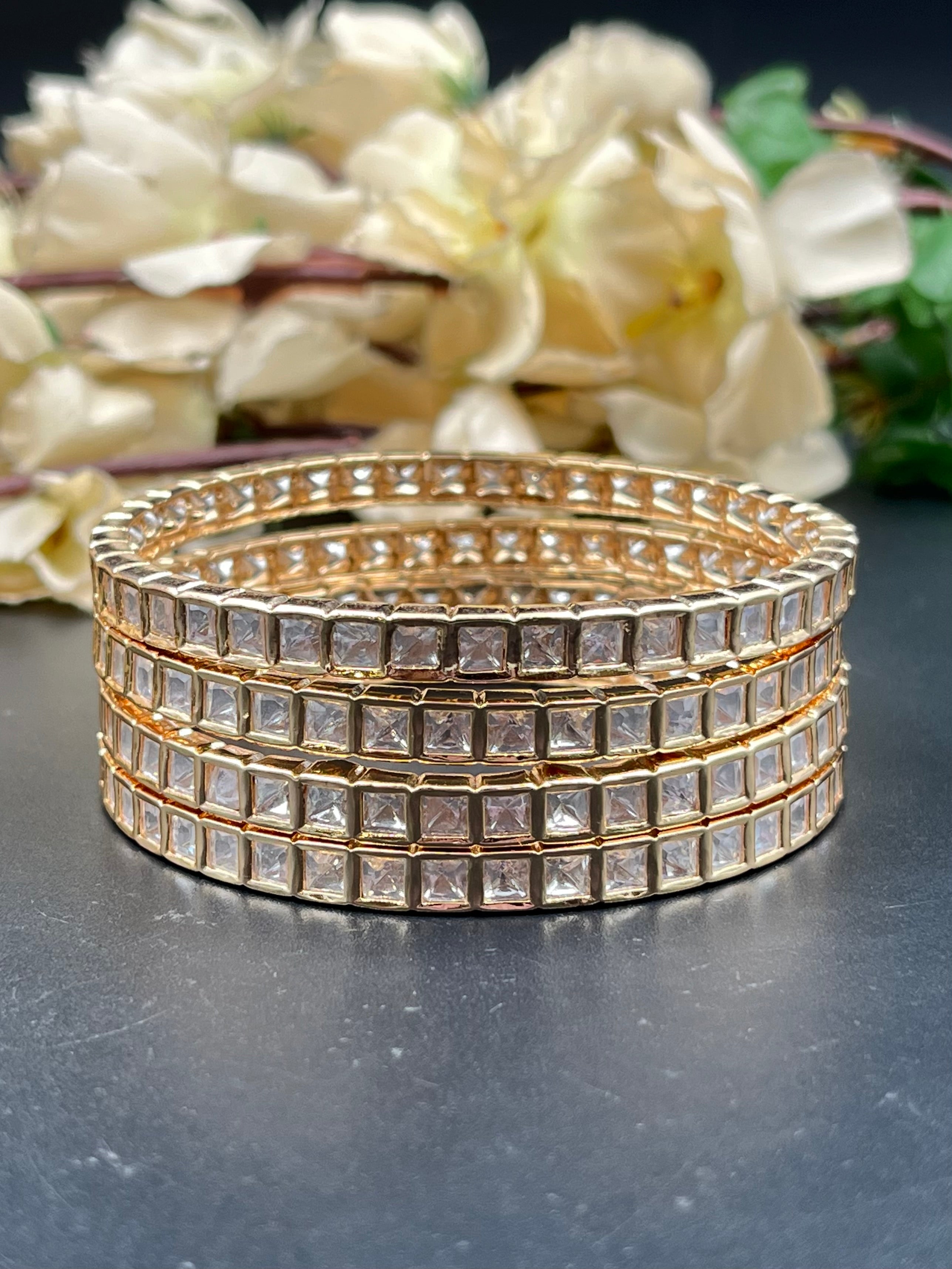 SIYA BANGLES