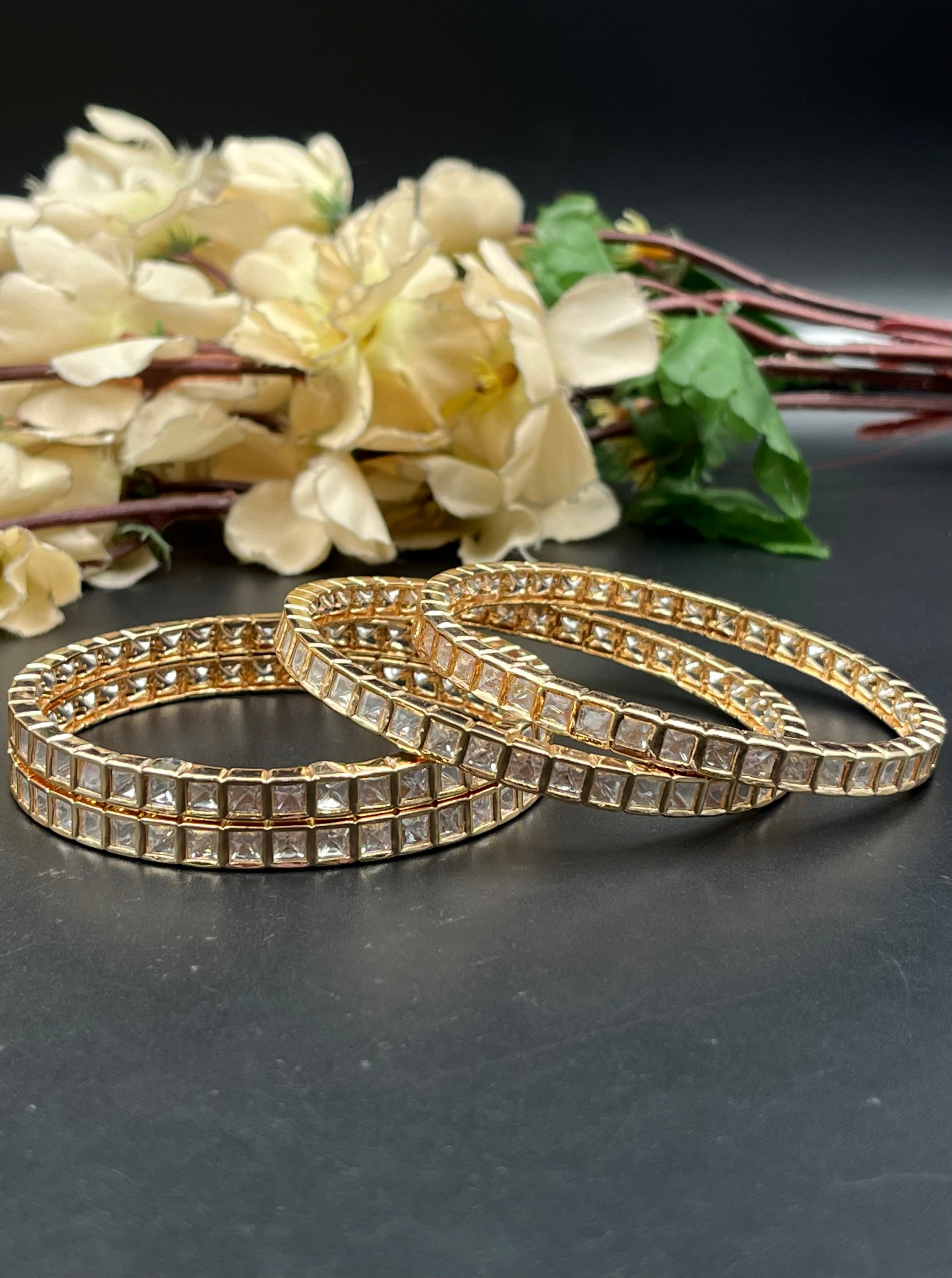 SIYA BANGLES