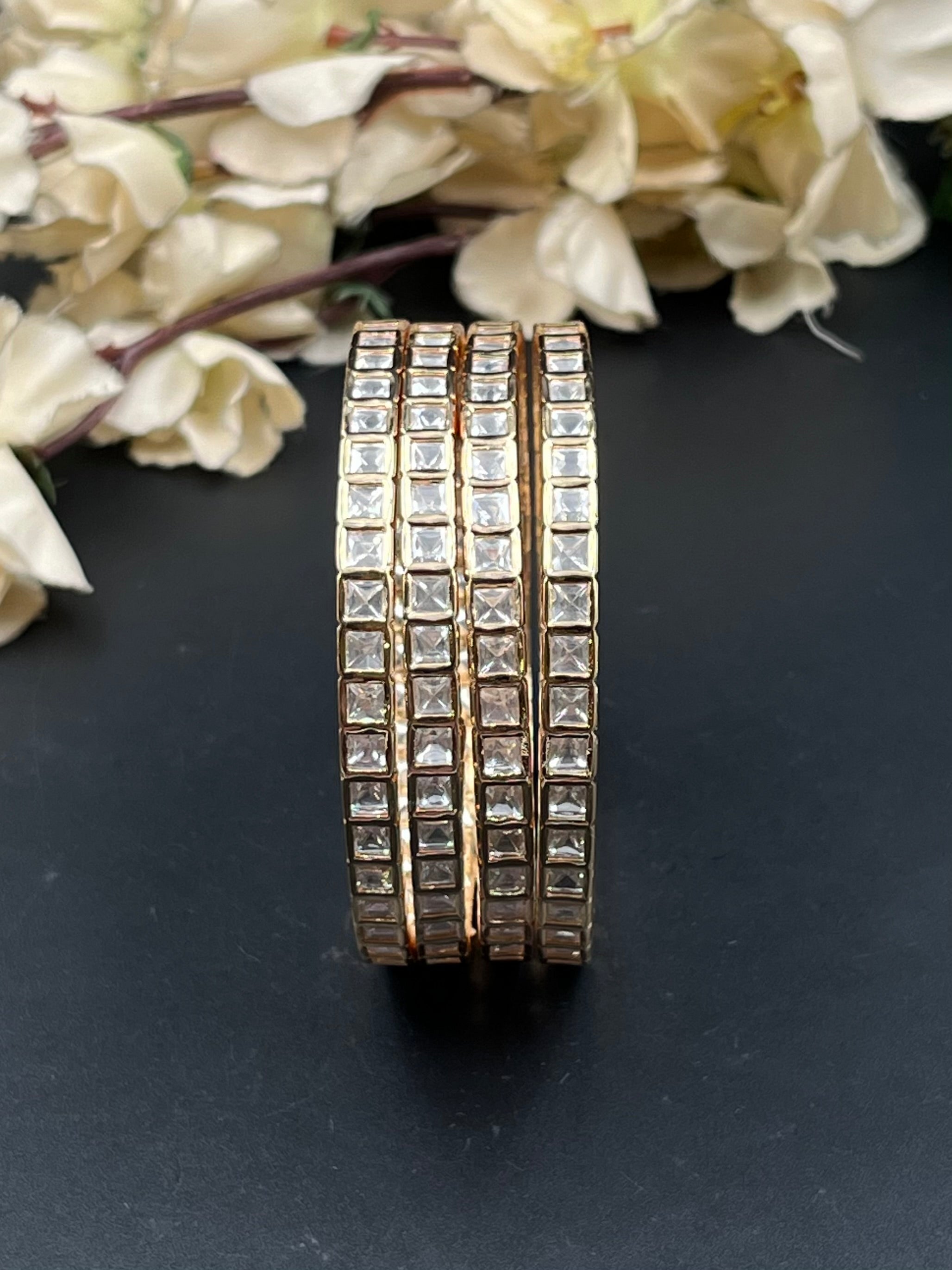 SIYA BANGLES