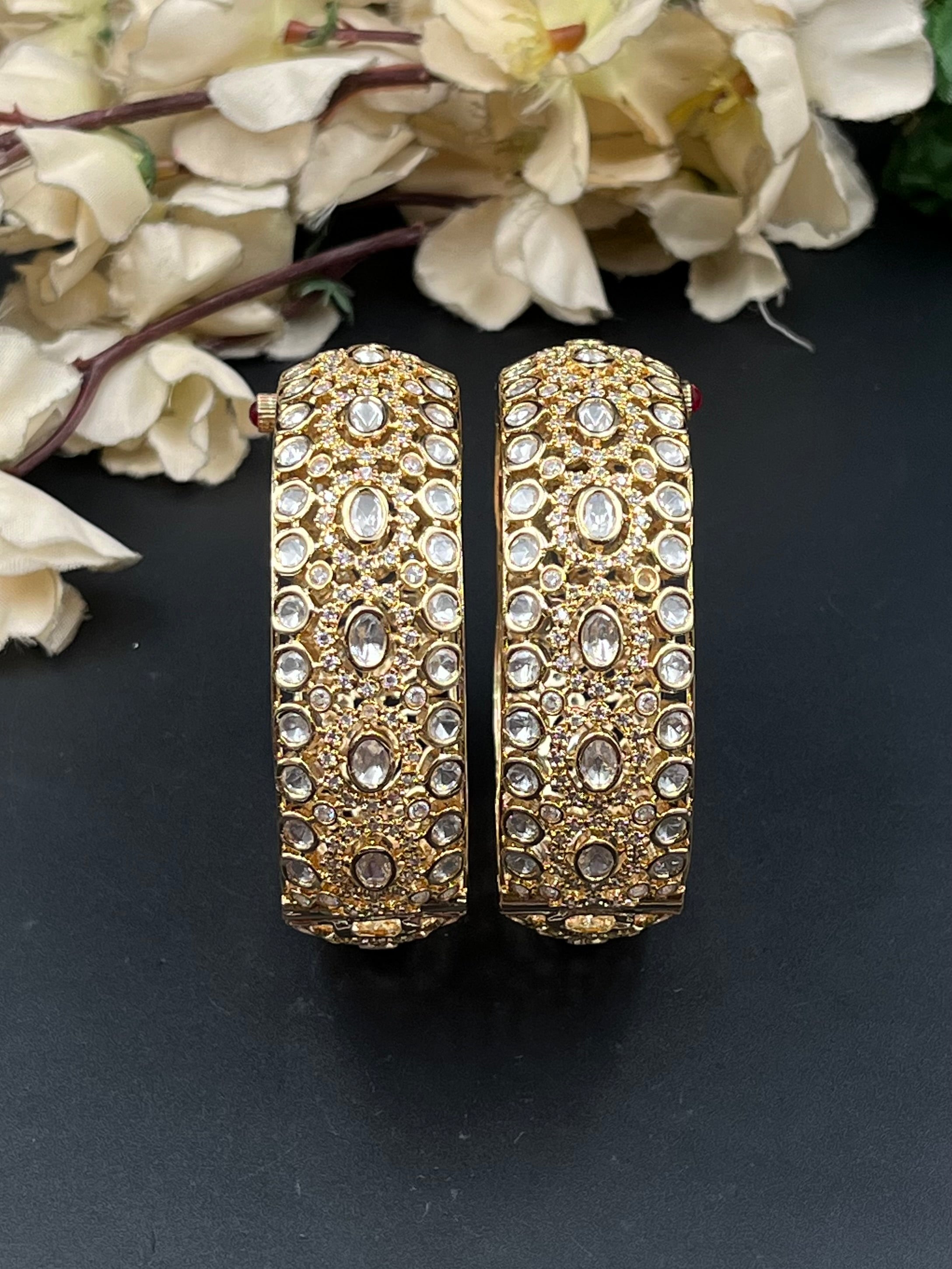 KIYA BANGLES
