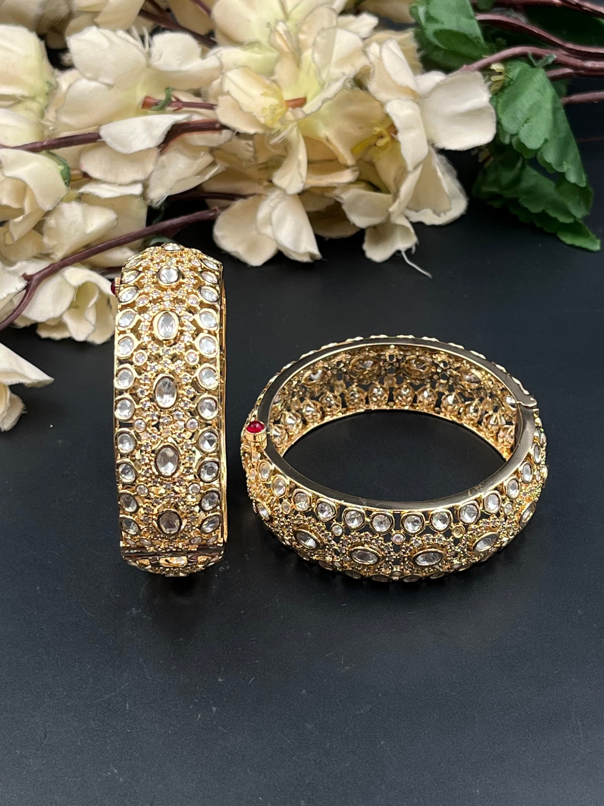 KIYA BANGLES