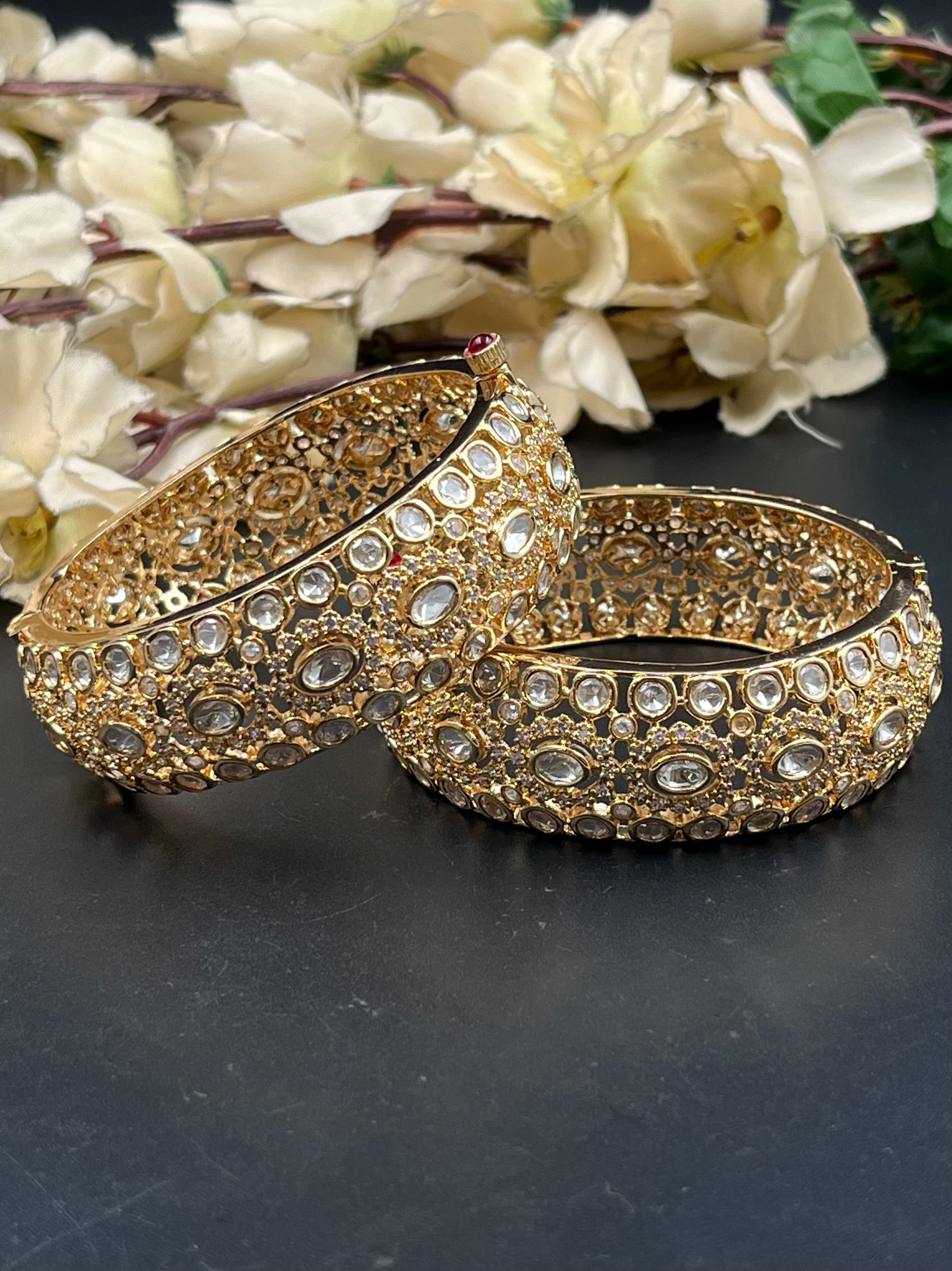 KIYA BANGLES