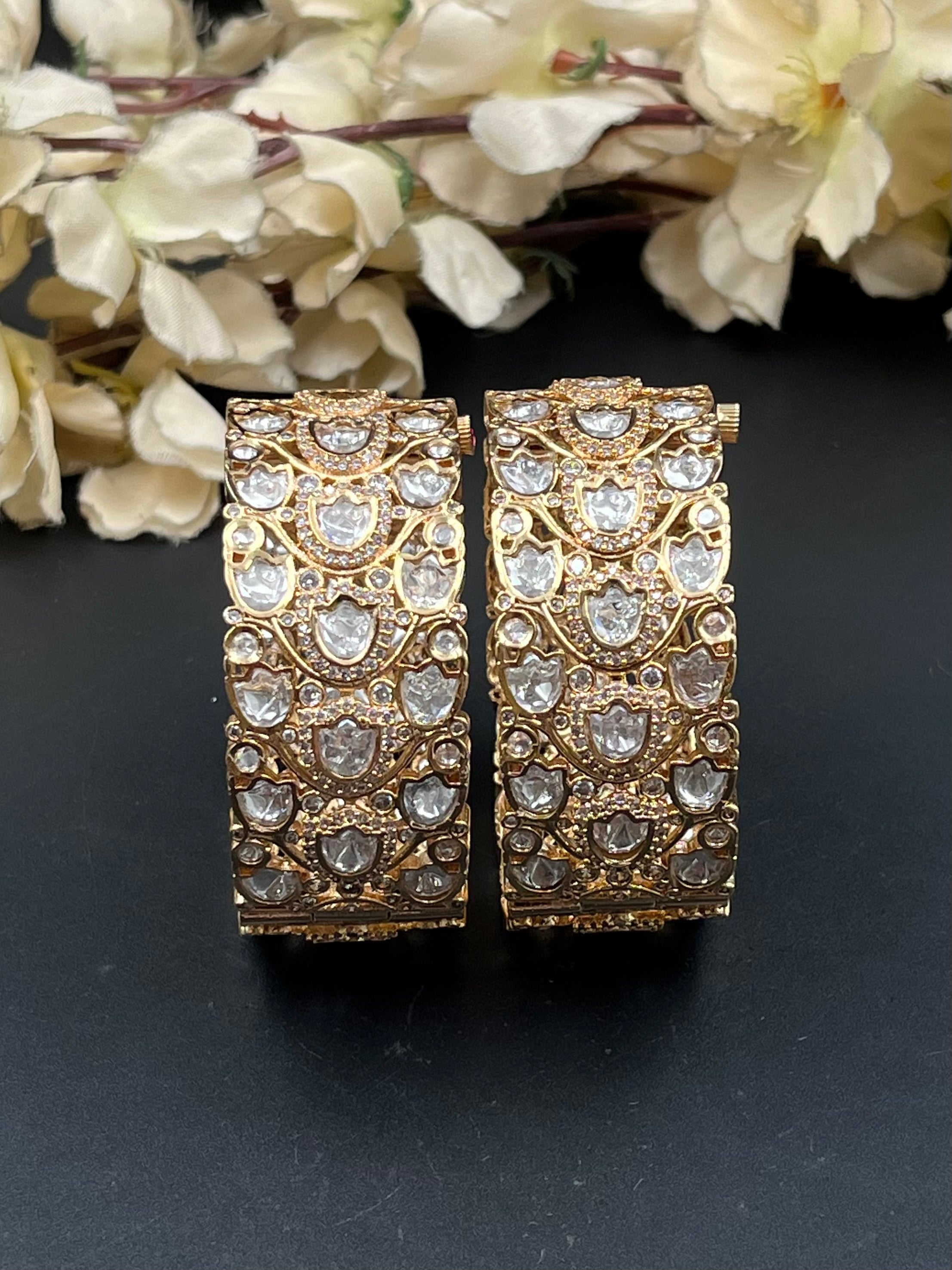 AVNI BANGLES