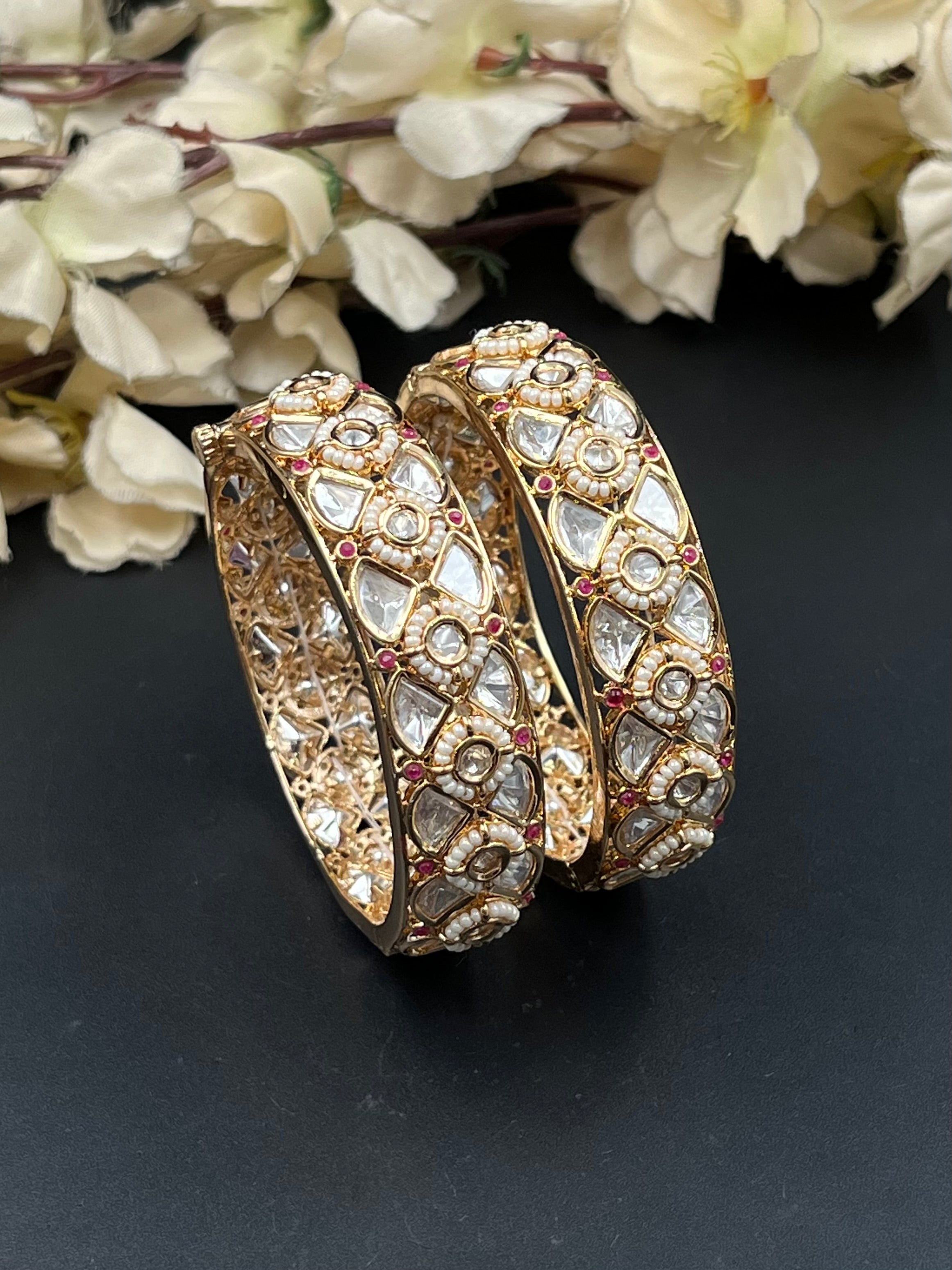 HILIYA BANGLES