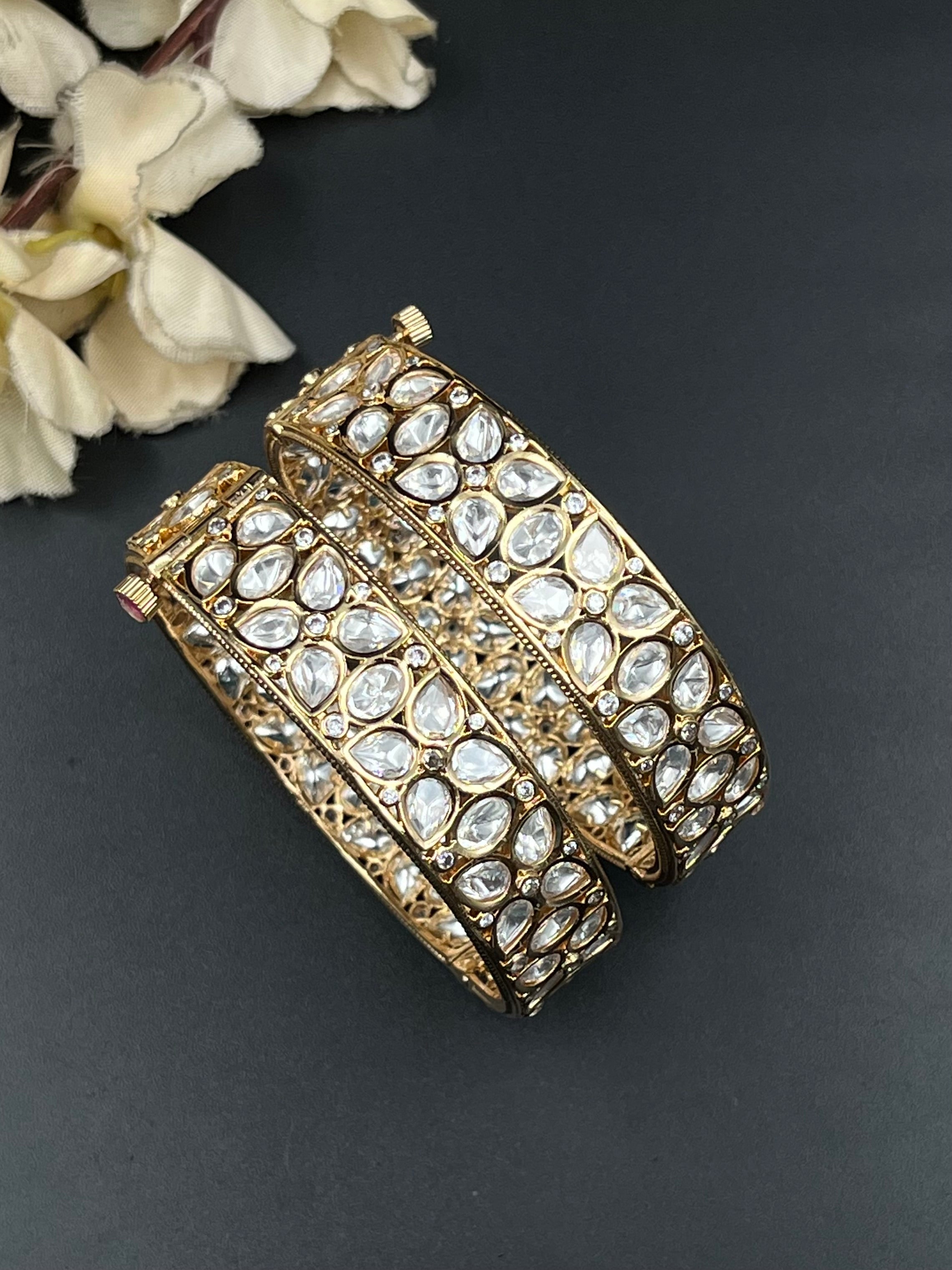 KIYNA BANGLES