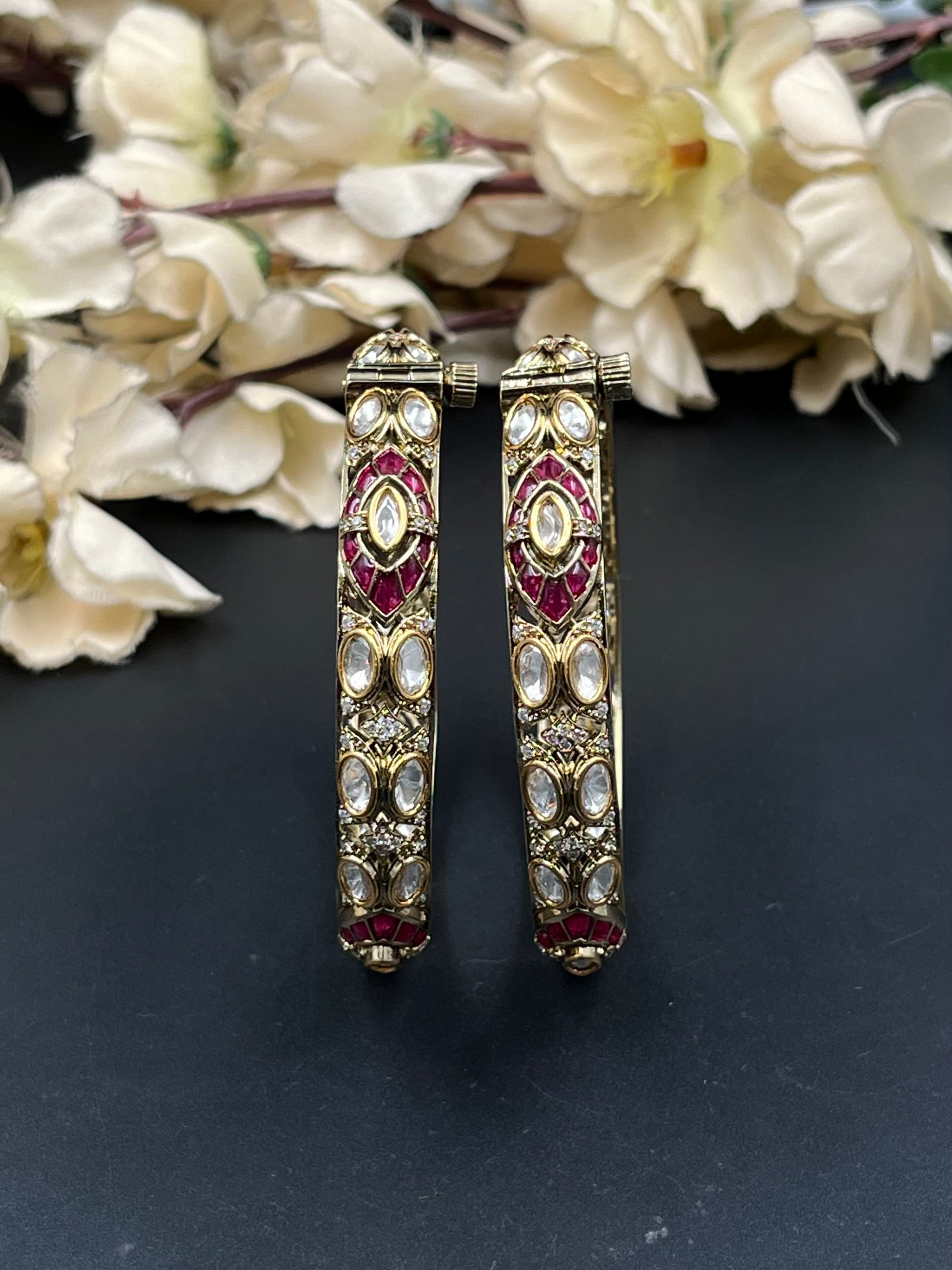 LIYAS BANGLES