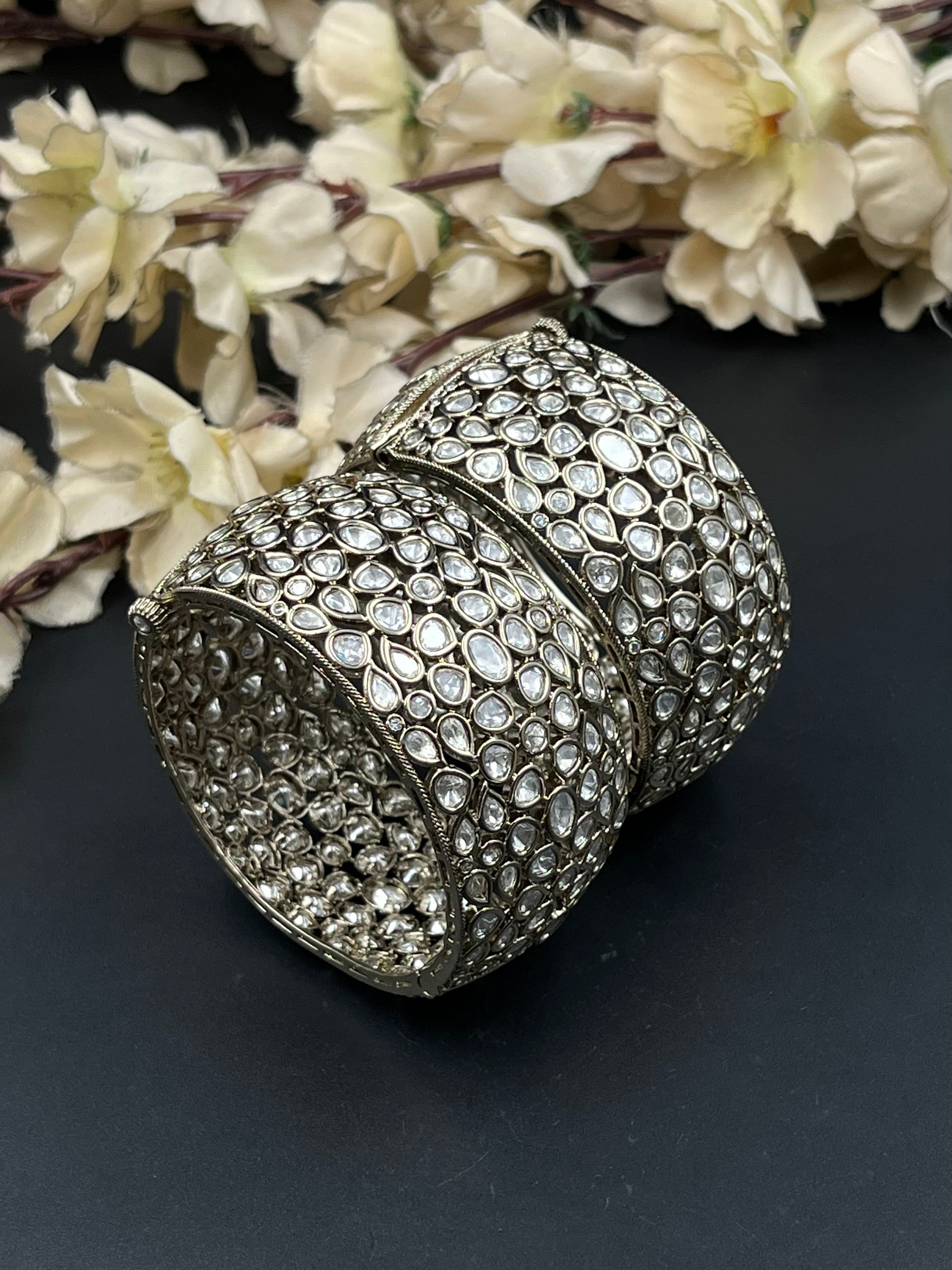 LIYA BANGLES