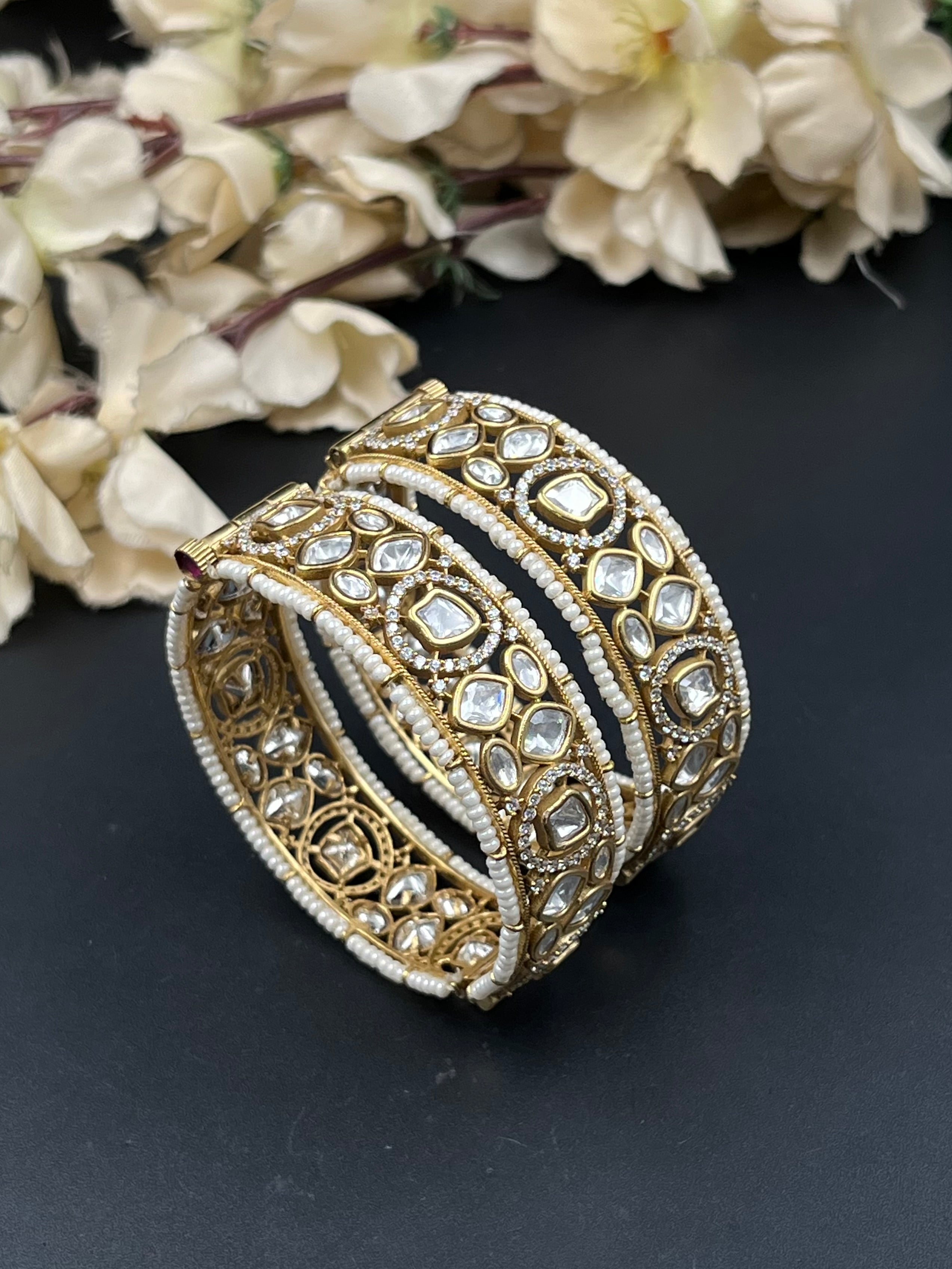 LIYAS BANGLES