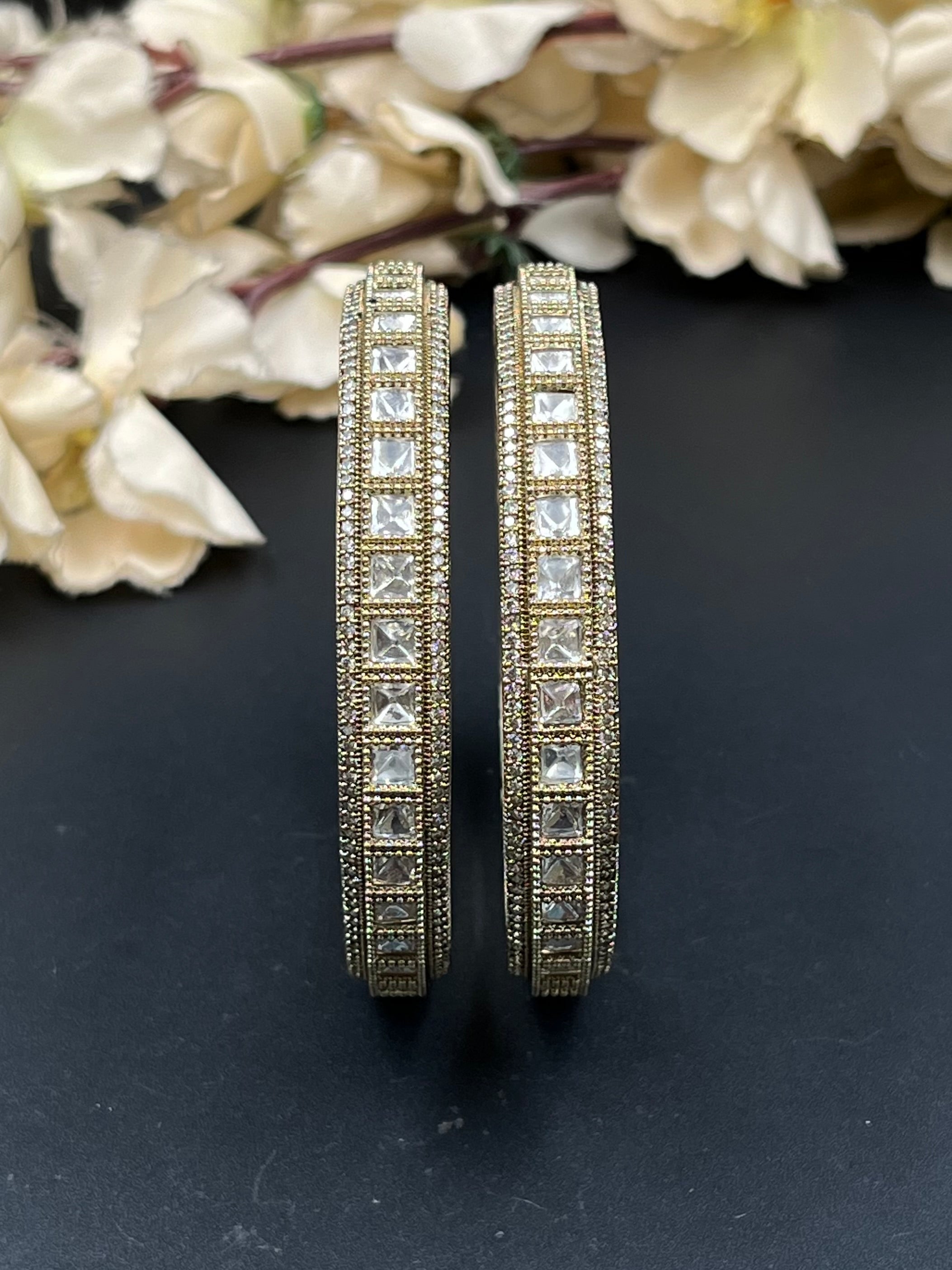 SURVI BANGLES