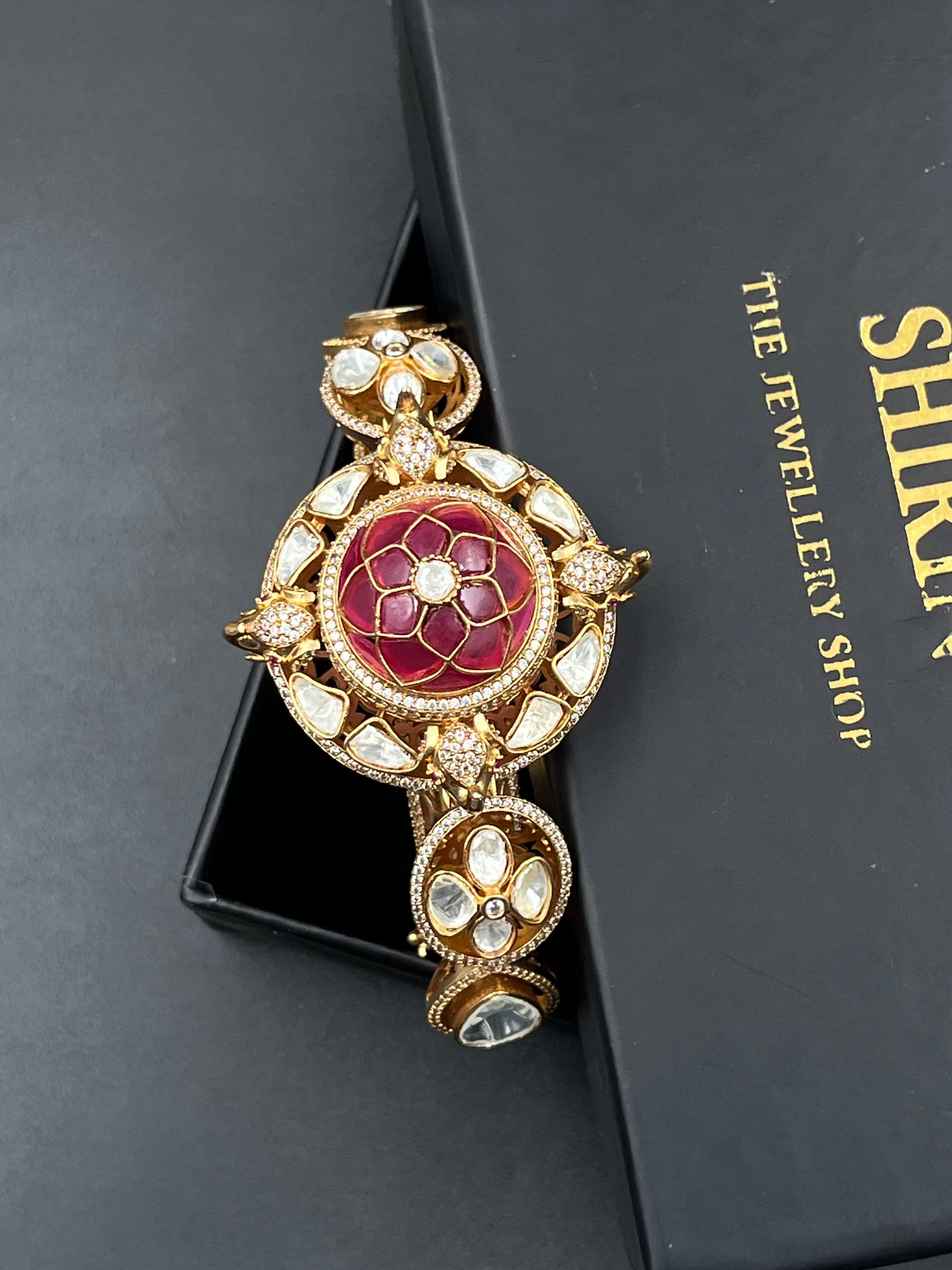 ISIYA BRACELET
