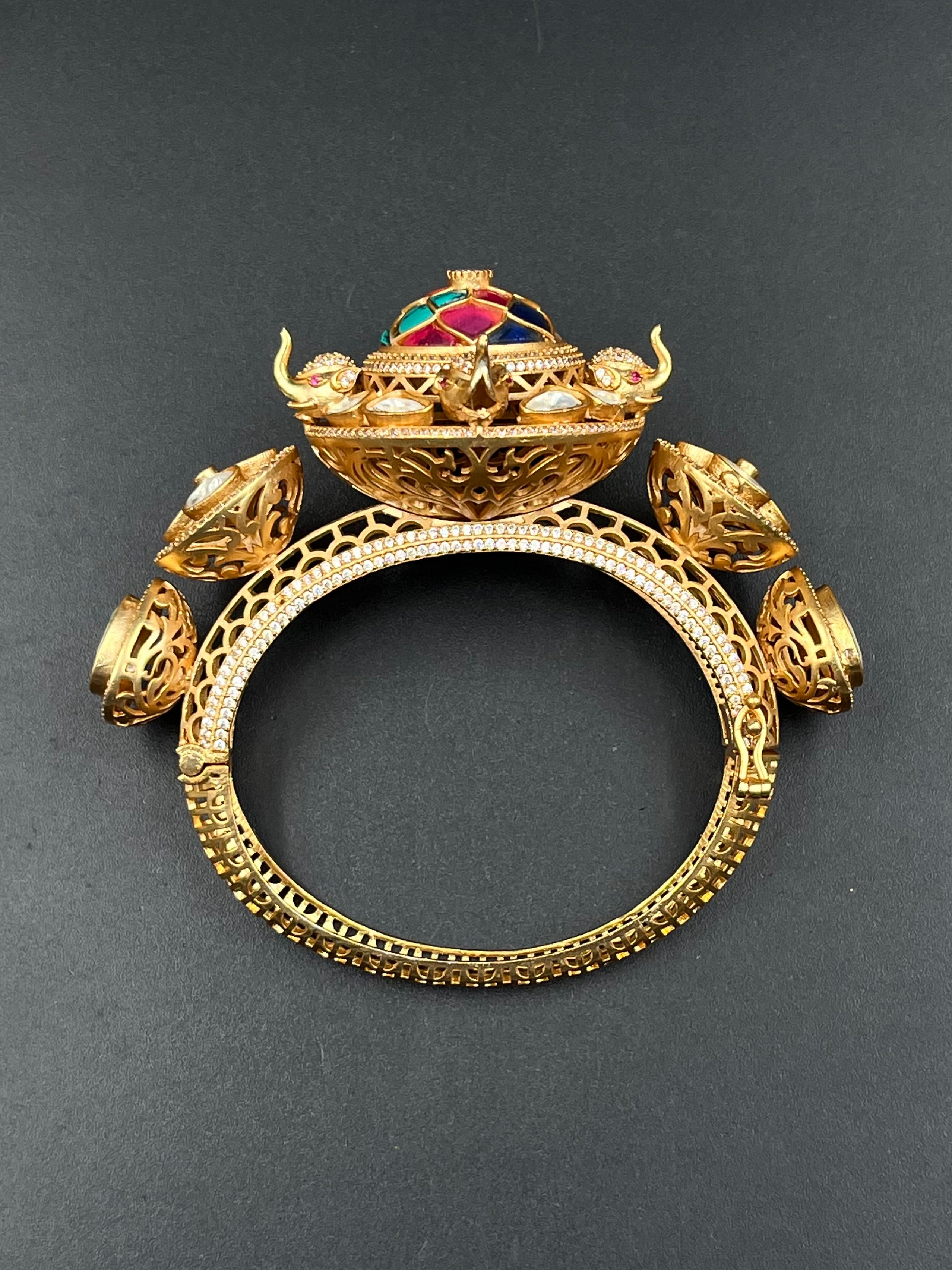 ISIYA BRACELET