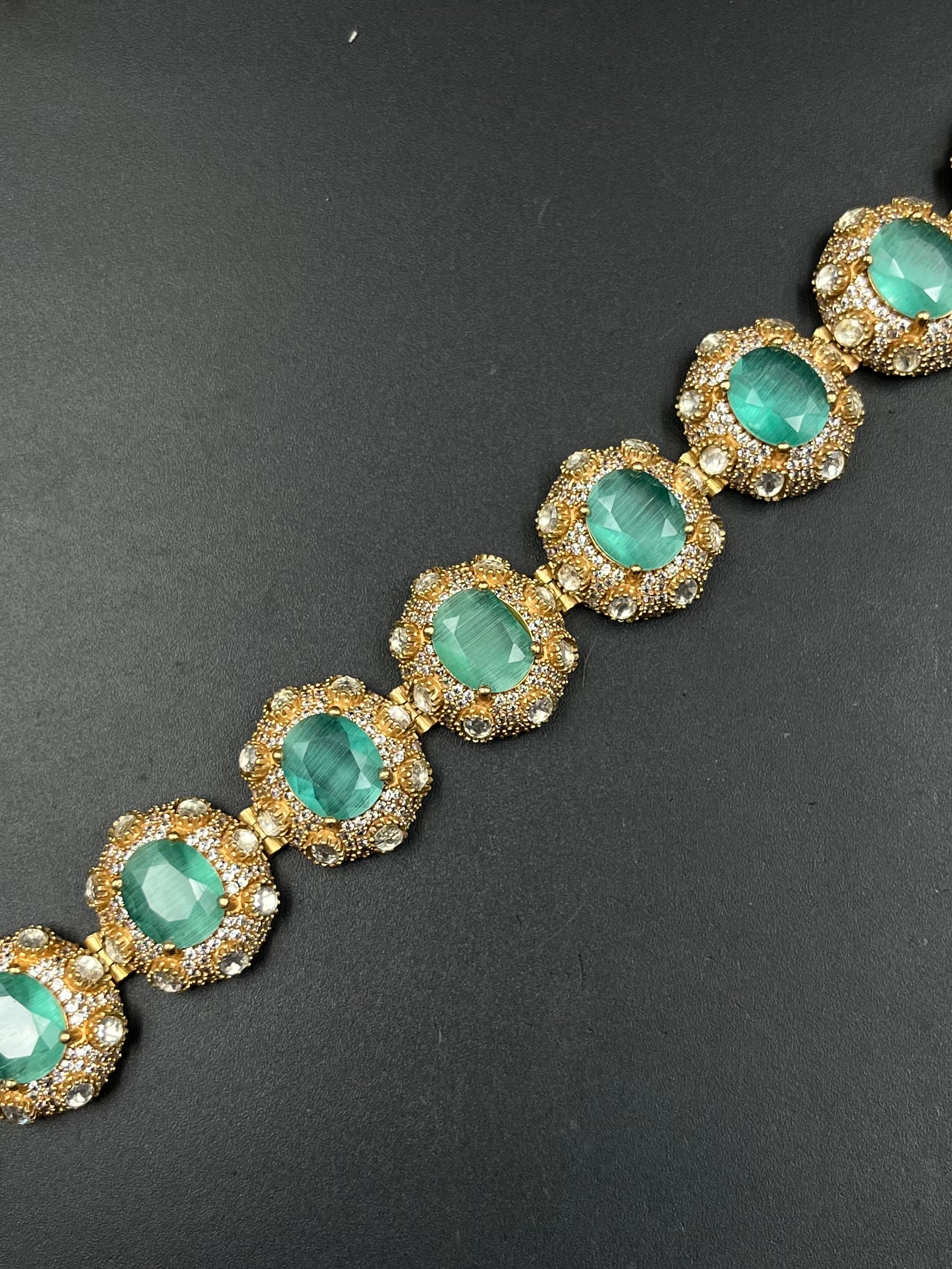 ISYA BRACELET