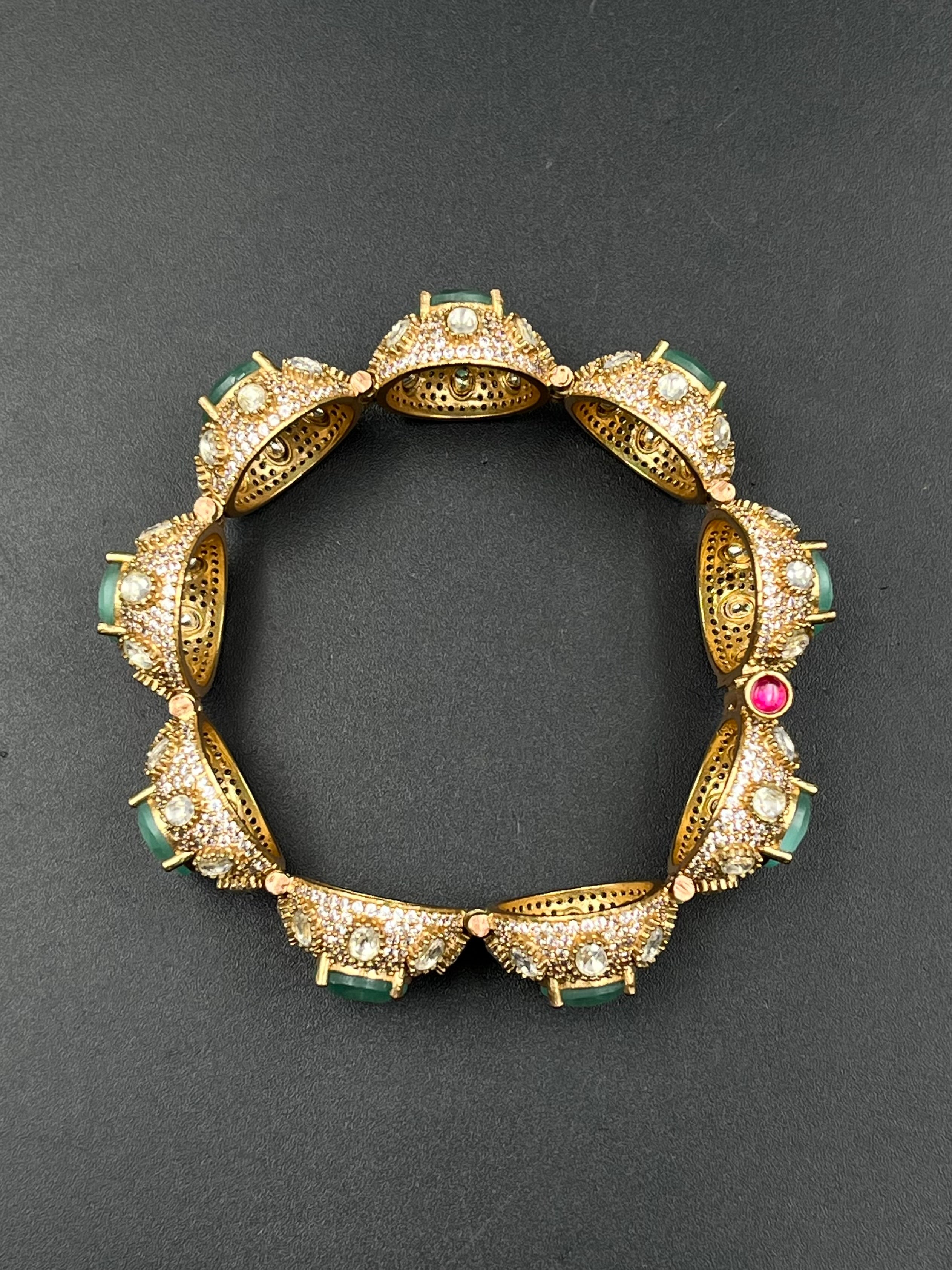ISYA BRACELET
