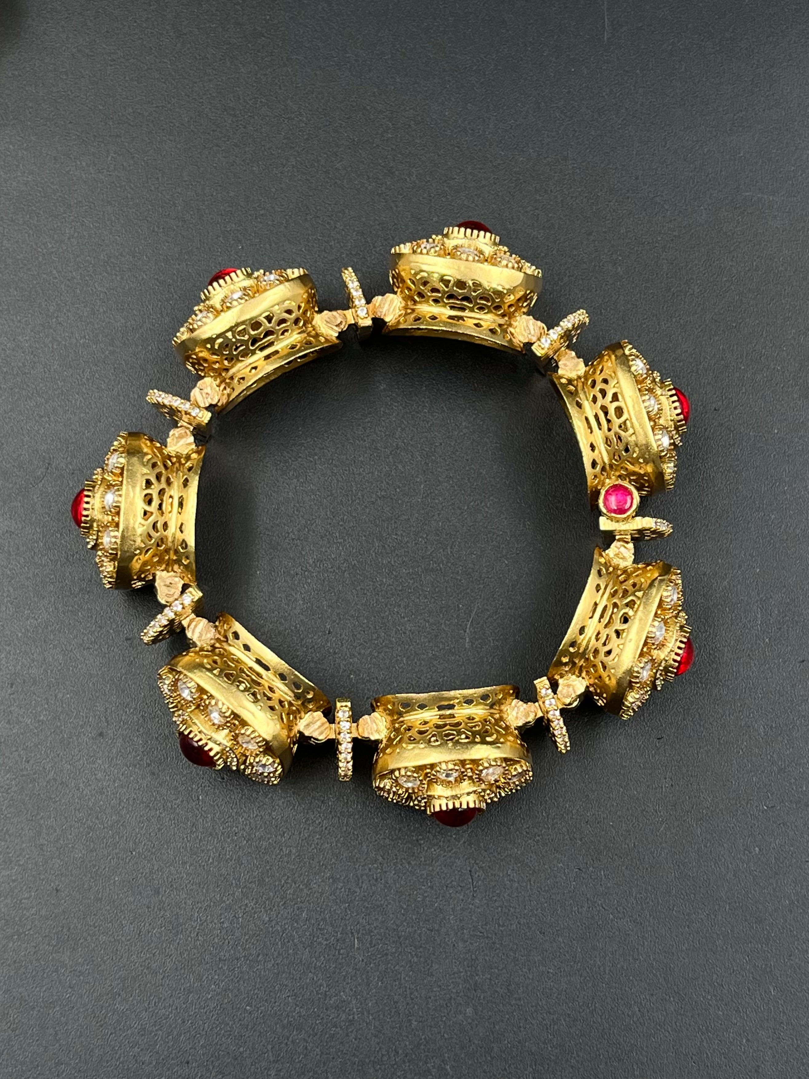 KIYANA BRACELET