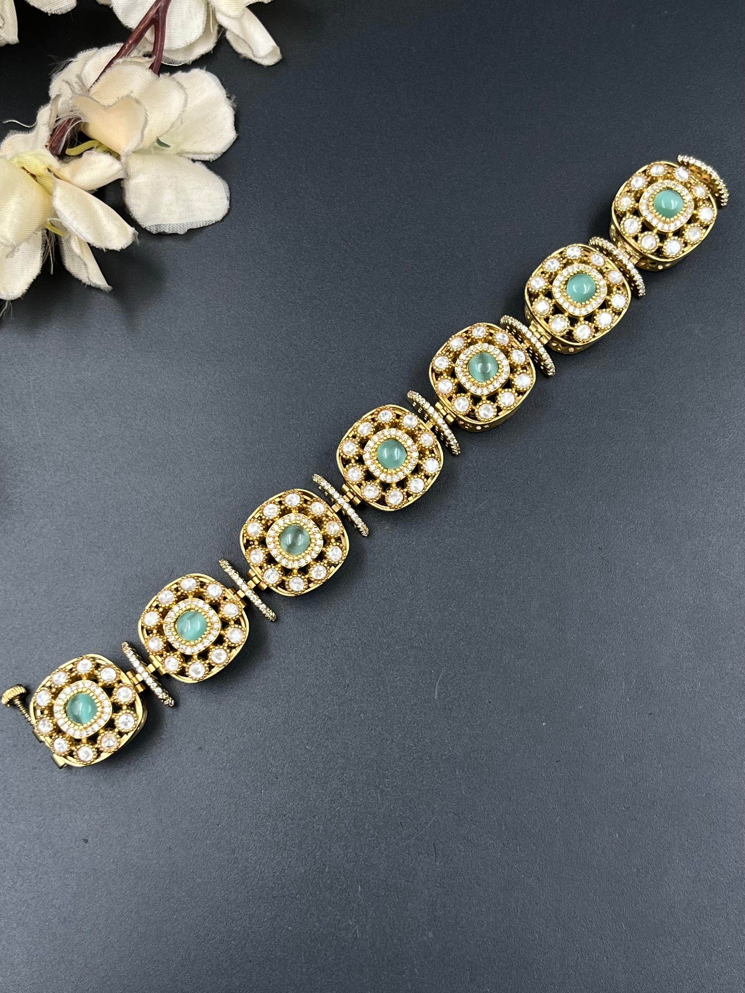KIYANA BRACELET