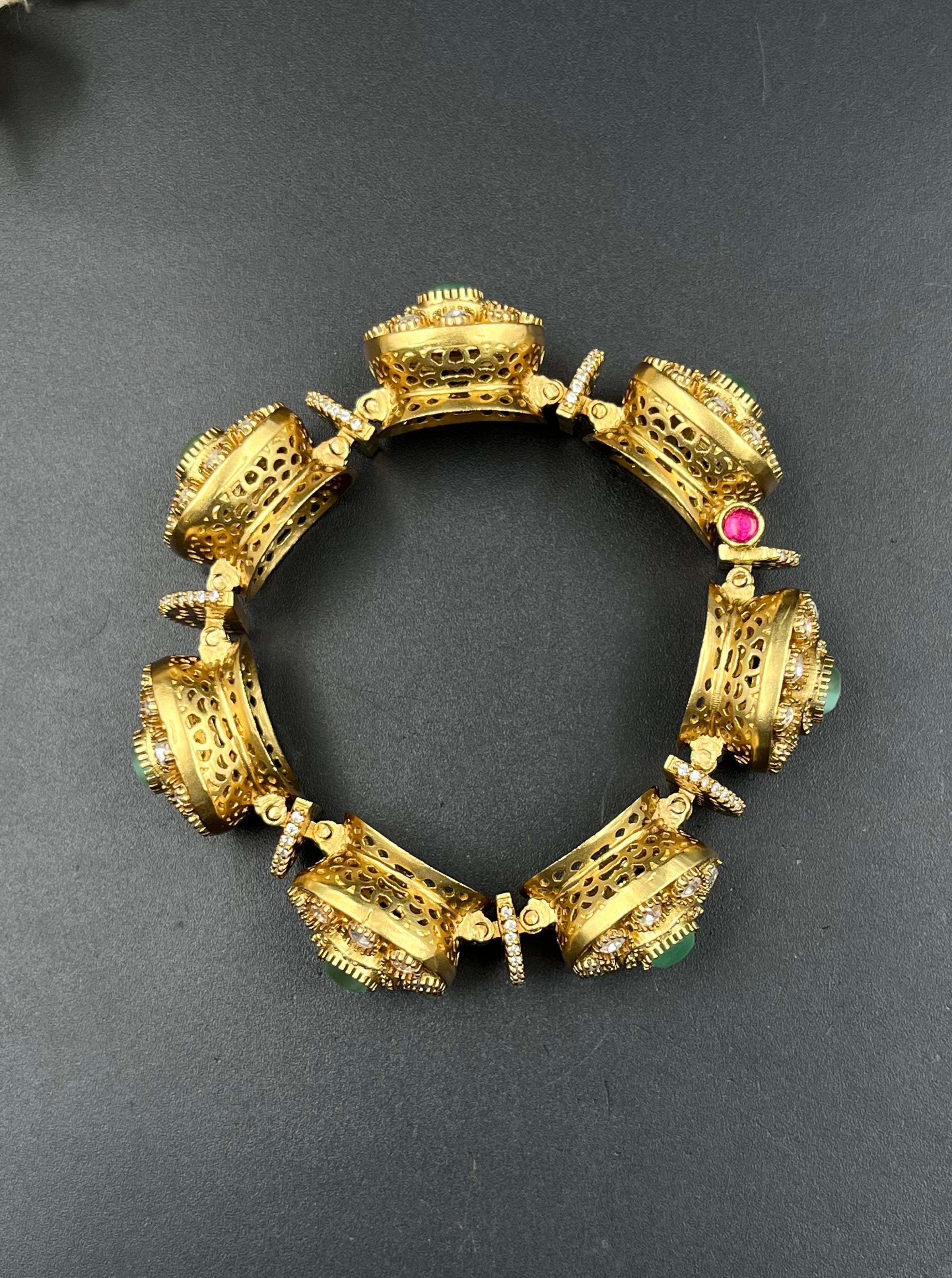 KIYANA BRACELET