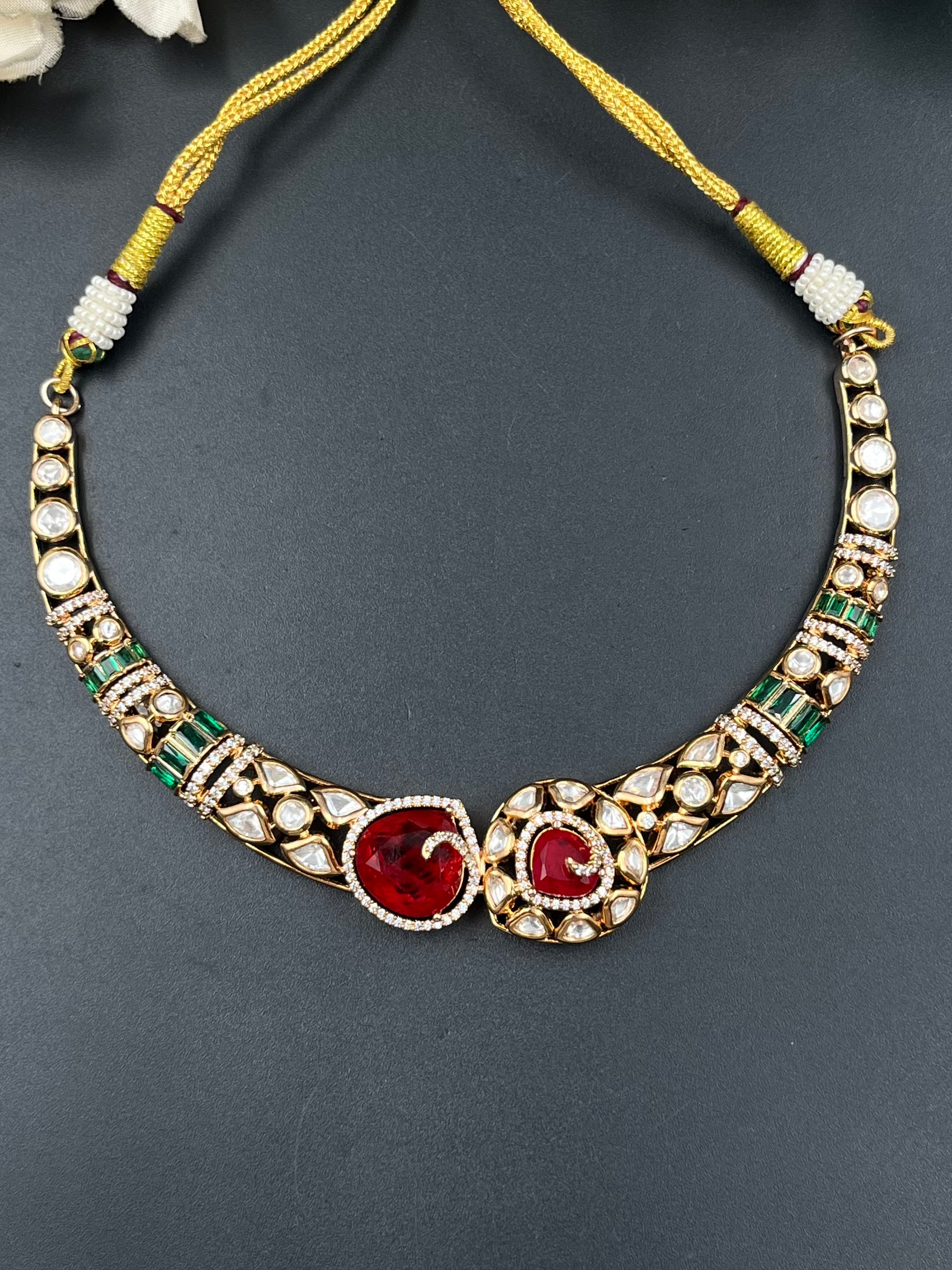 AYAT NECKLACE