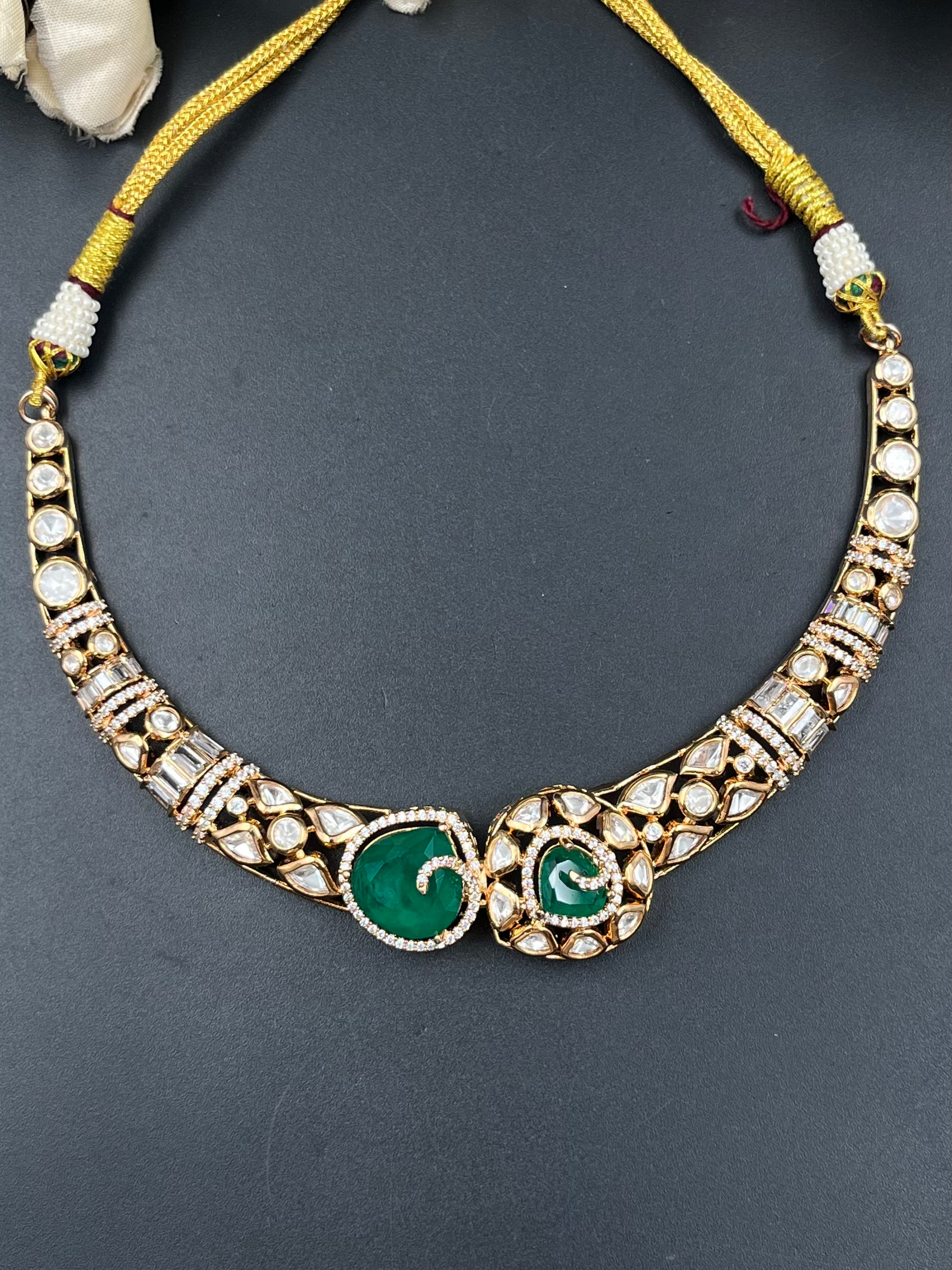 AYAT NECKLACE