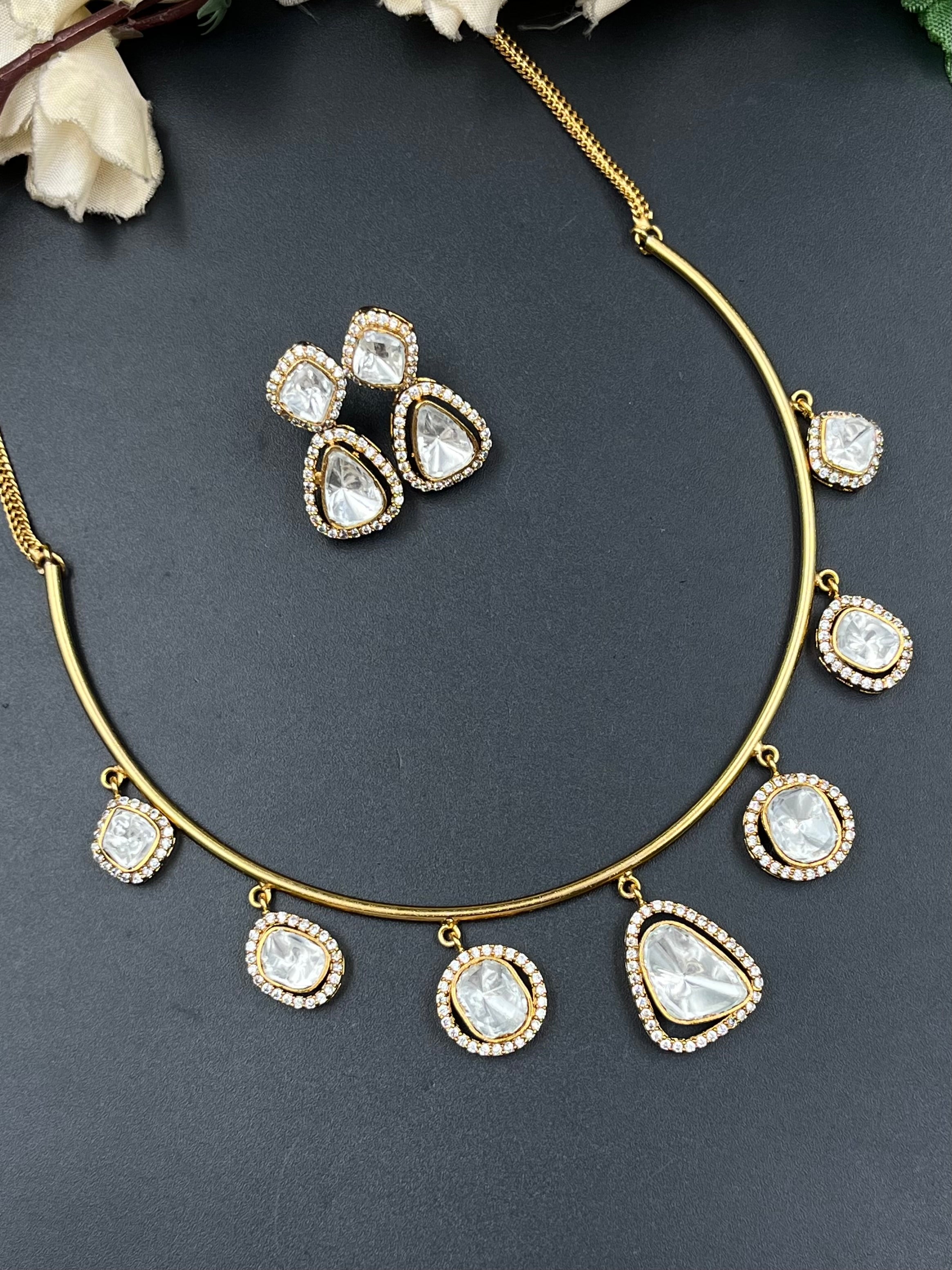 AYNA NECKLACE