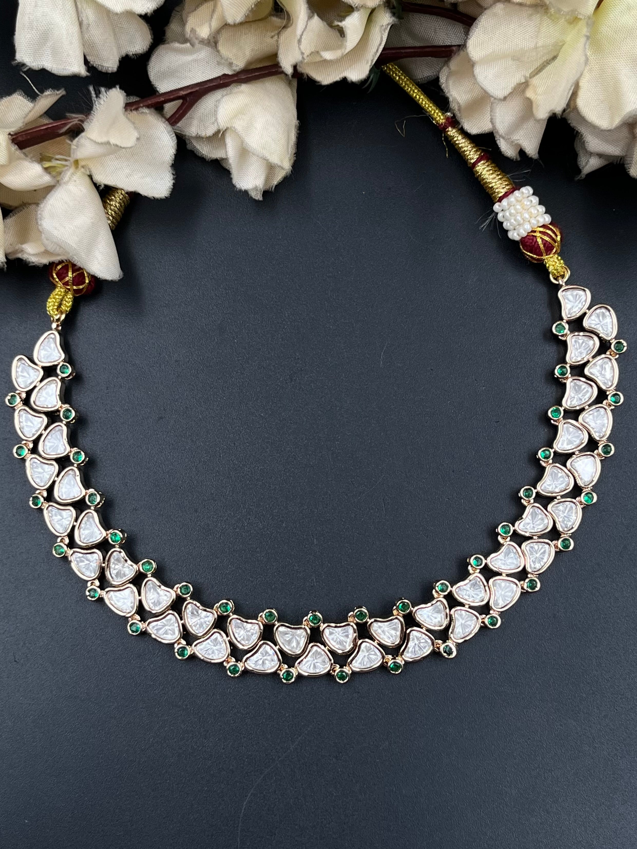 GIYA NECKLACE