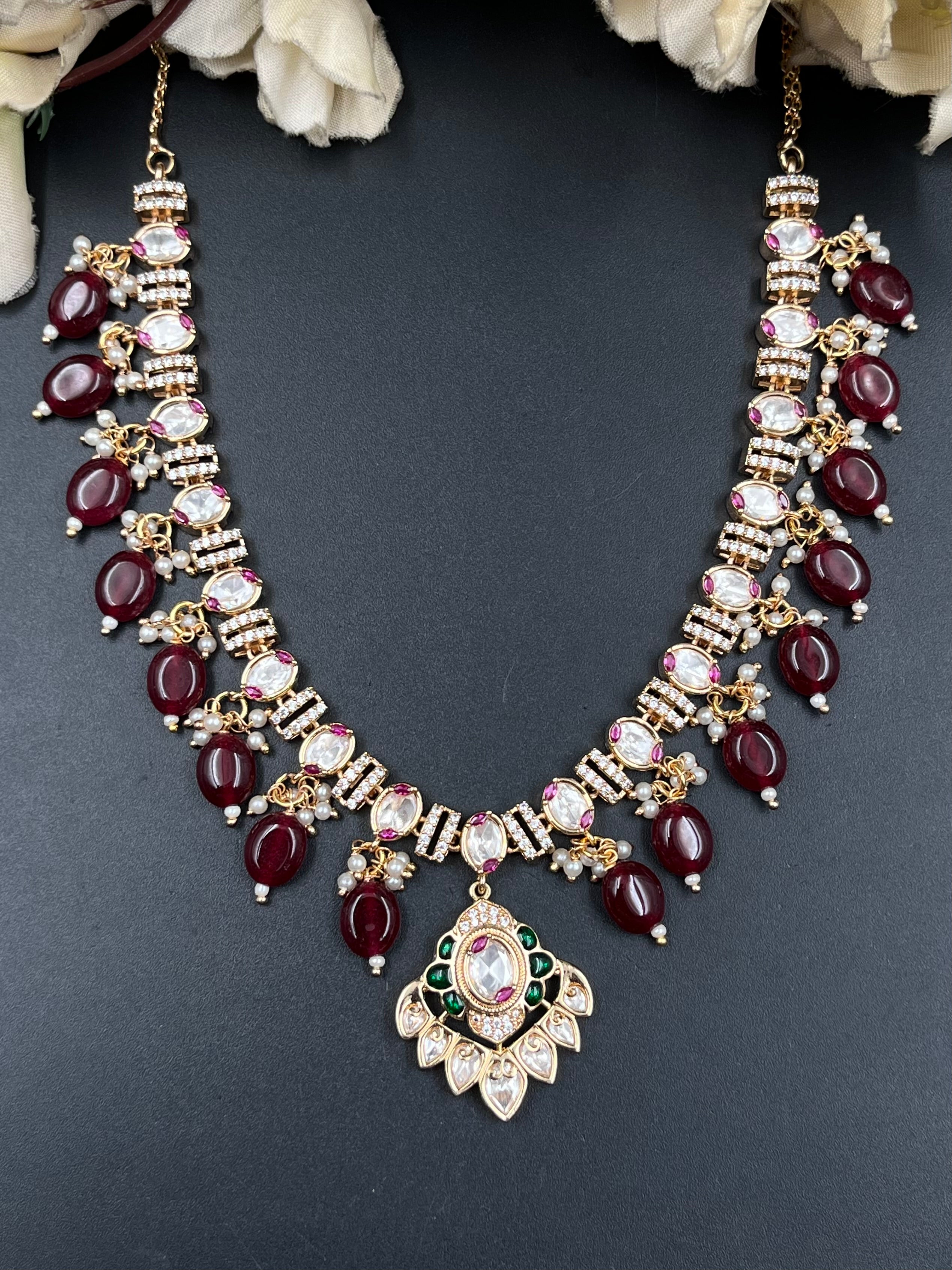 JIYAS NECKLACE