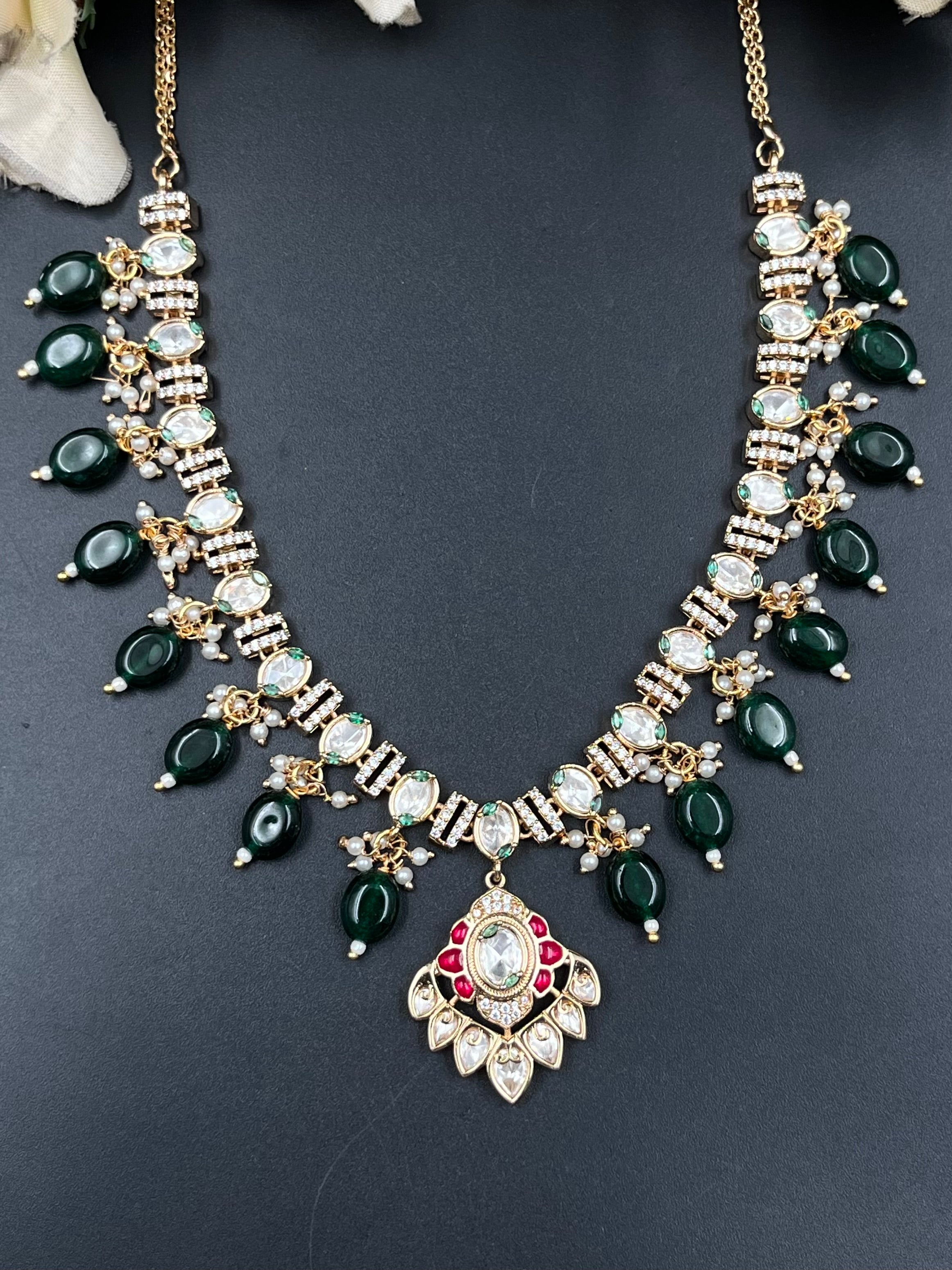 JIYAS NECKLACE