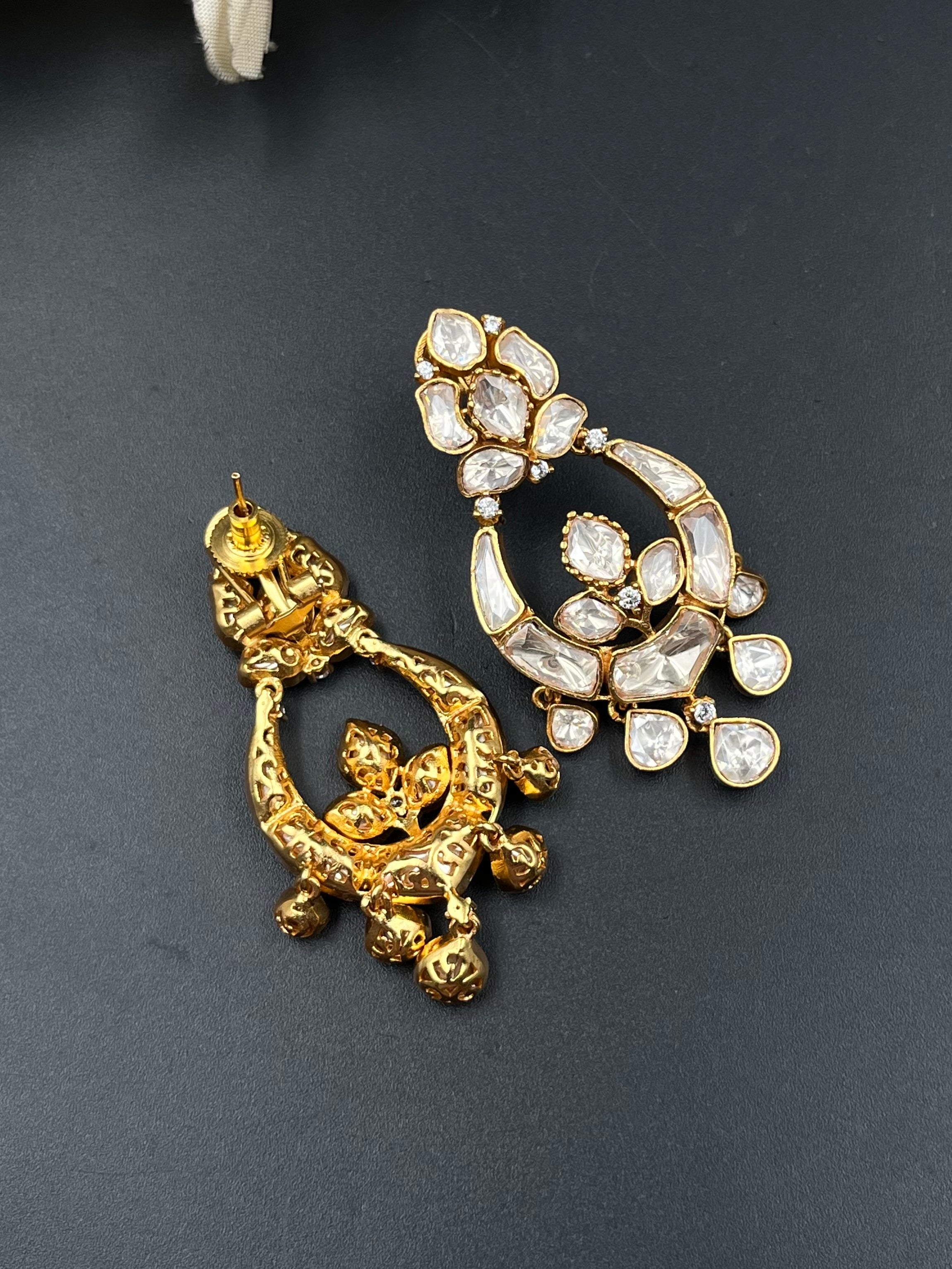 ONIV EARRING