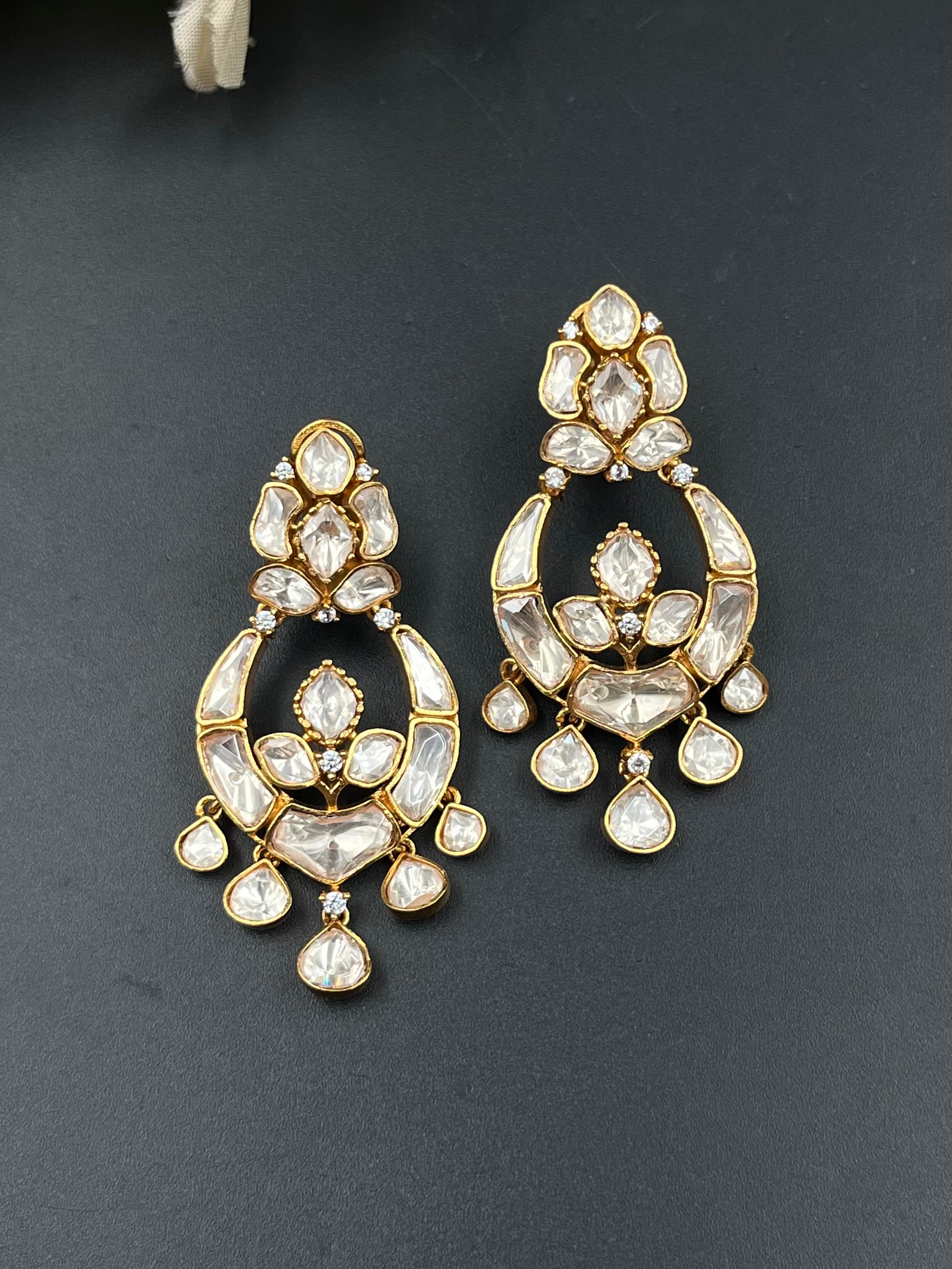 ONIV EARRING