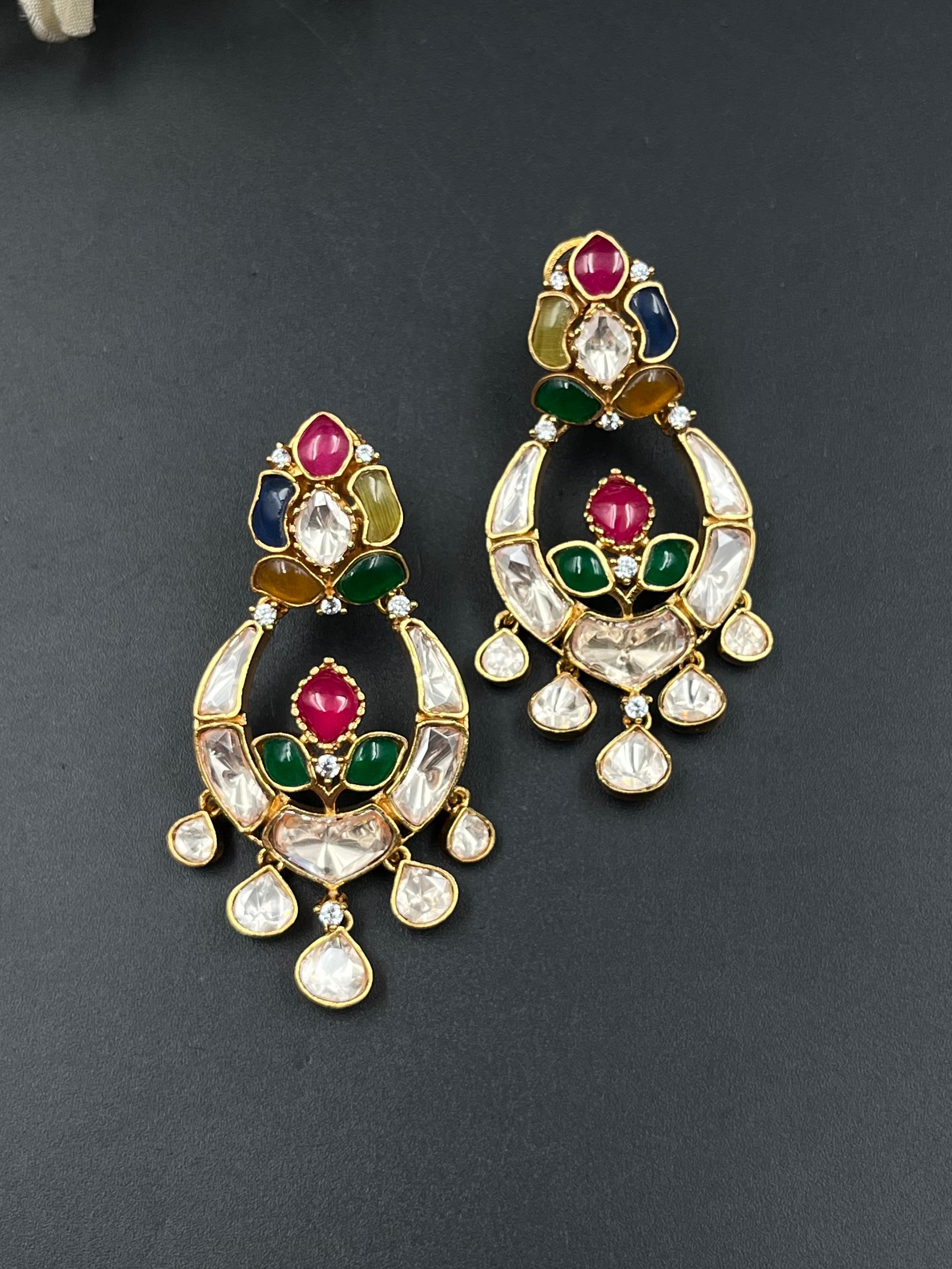 ONIV EARRING